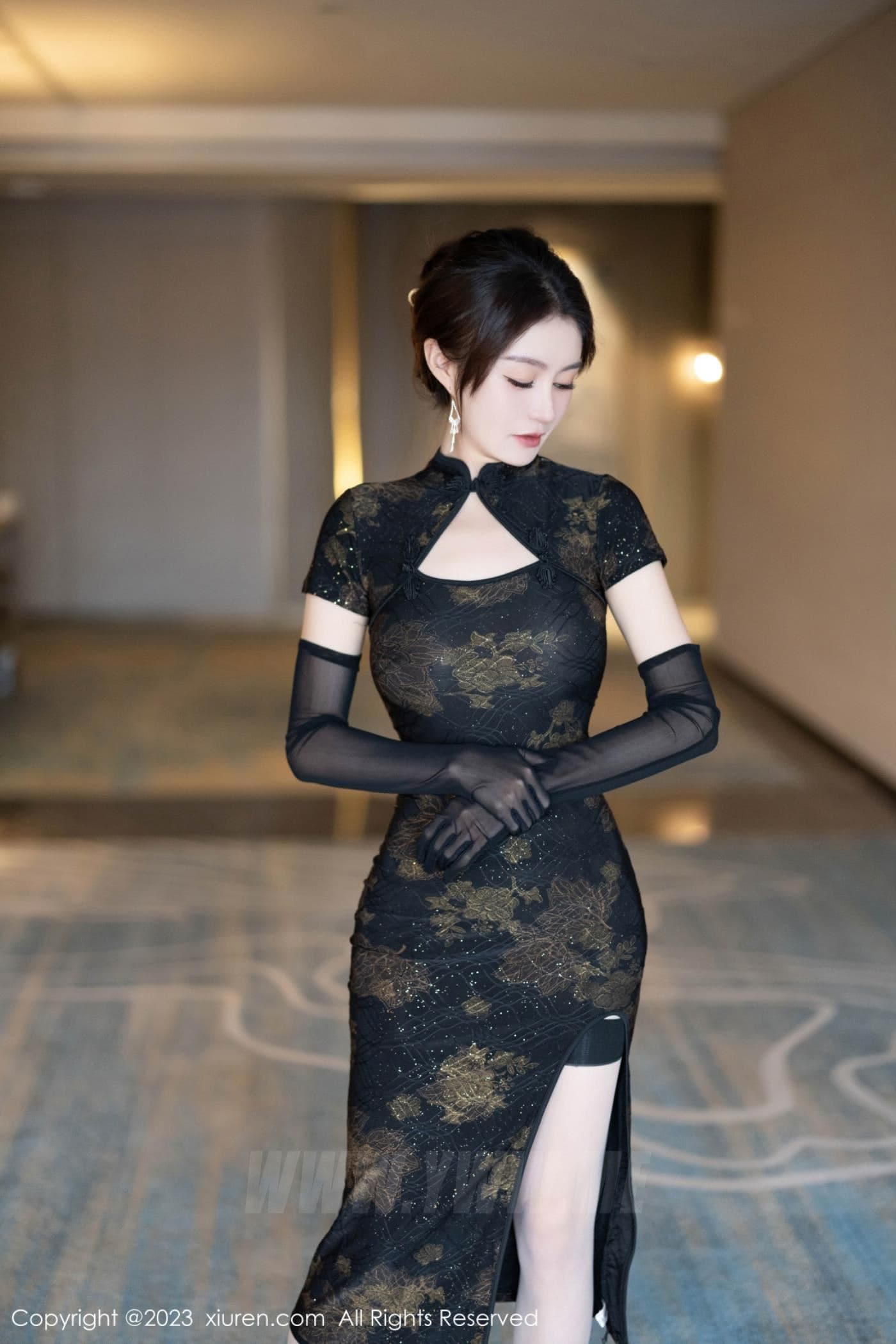 XiuRen秀人网 No.7688 唐宁宁 旗袍美腿