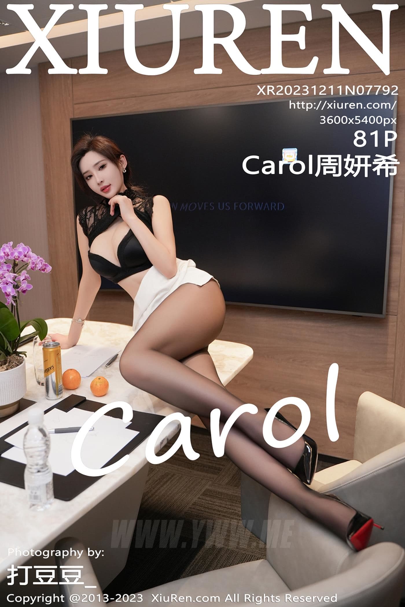 XiuRen秀人网 No.7792 Carol周妍希 黑丝美臀