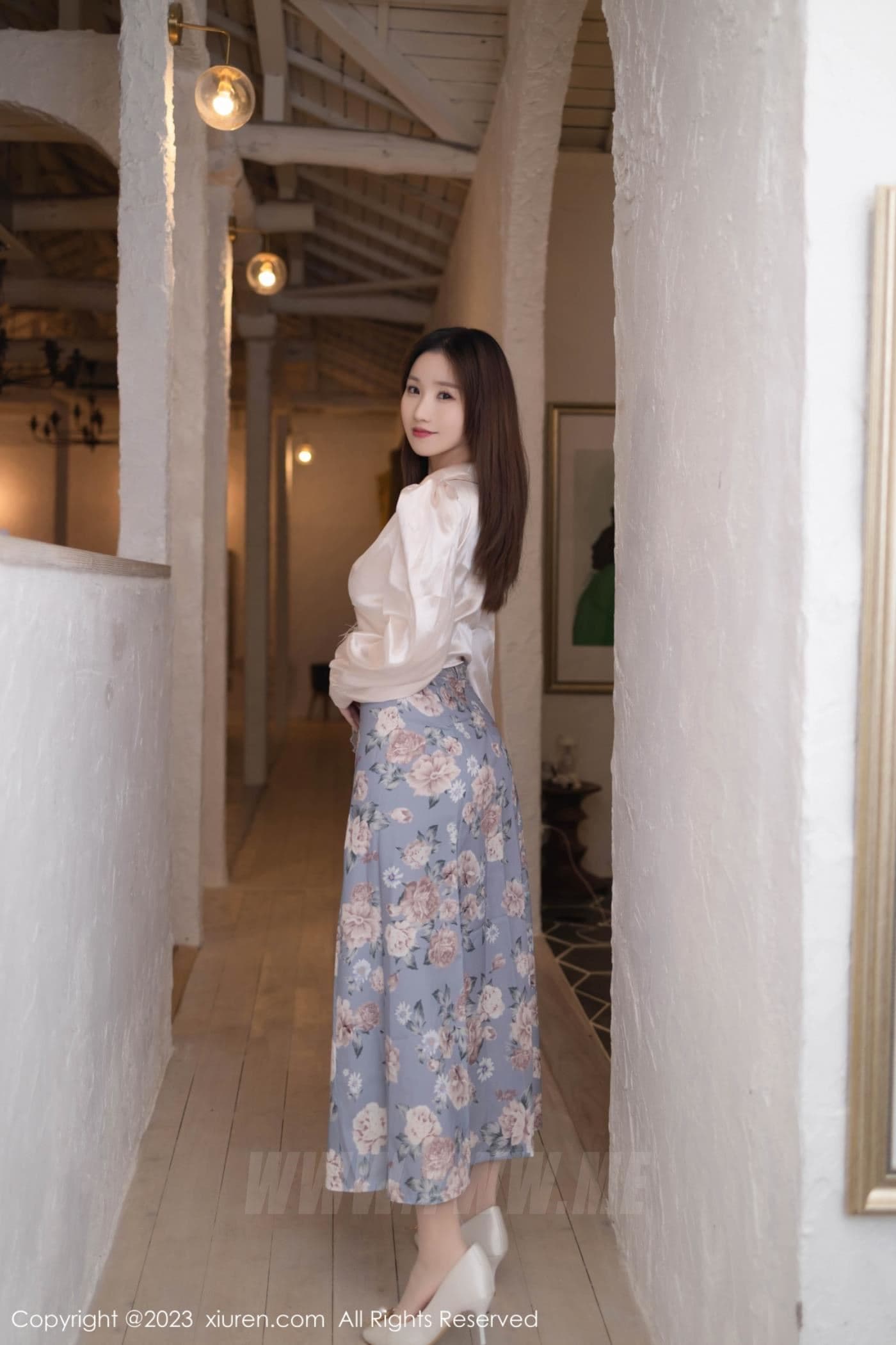 XiuRen秀人网 No.7770 杏子Yada 丝袜美腿
