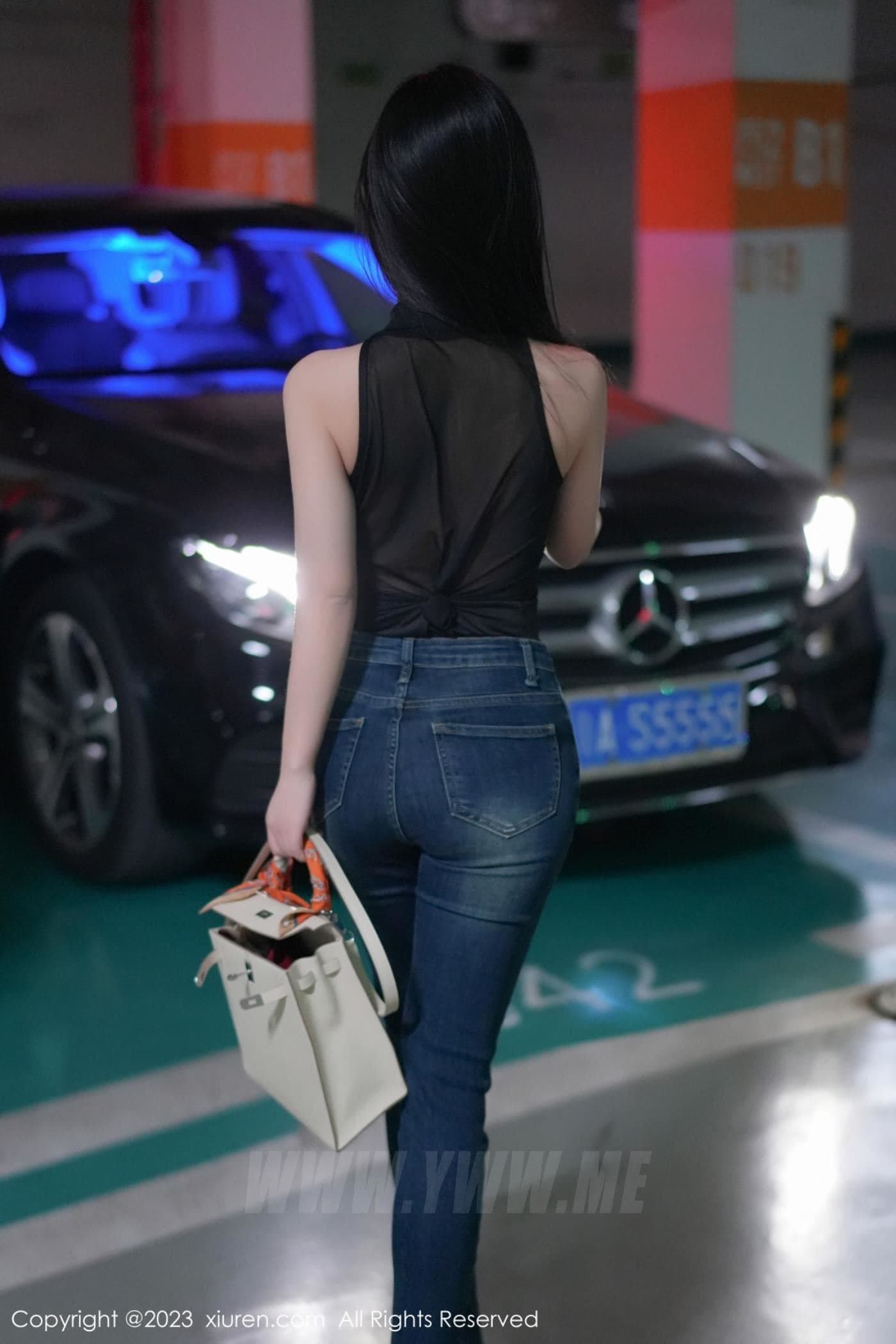 XiuRen秀人网 No.7853 谭小灵 牛仔裤美腿