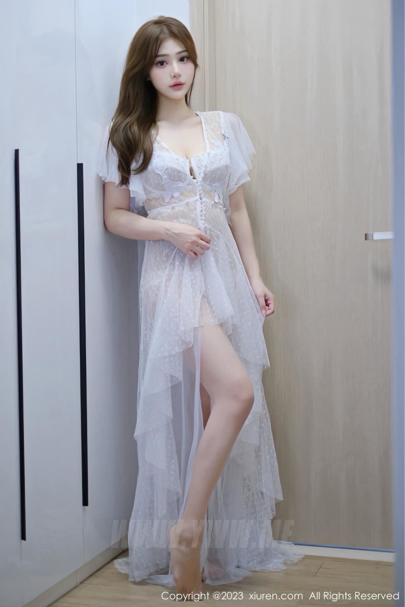 XiuRen秀人网 No.7870 Lavinia肉肉 丝袜美腿