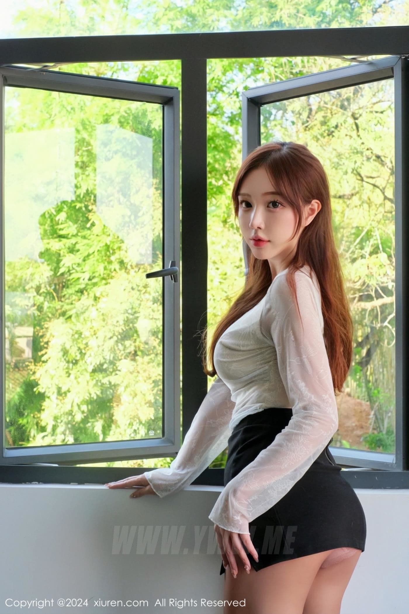XiuRen秀人网 No.7895 LindaLinda 短裙美腿