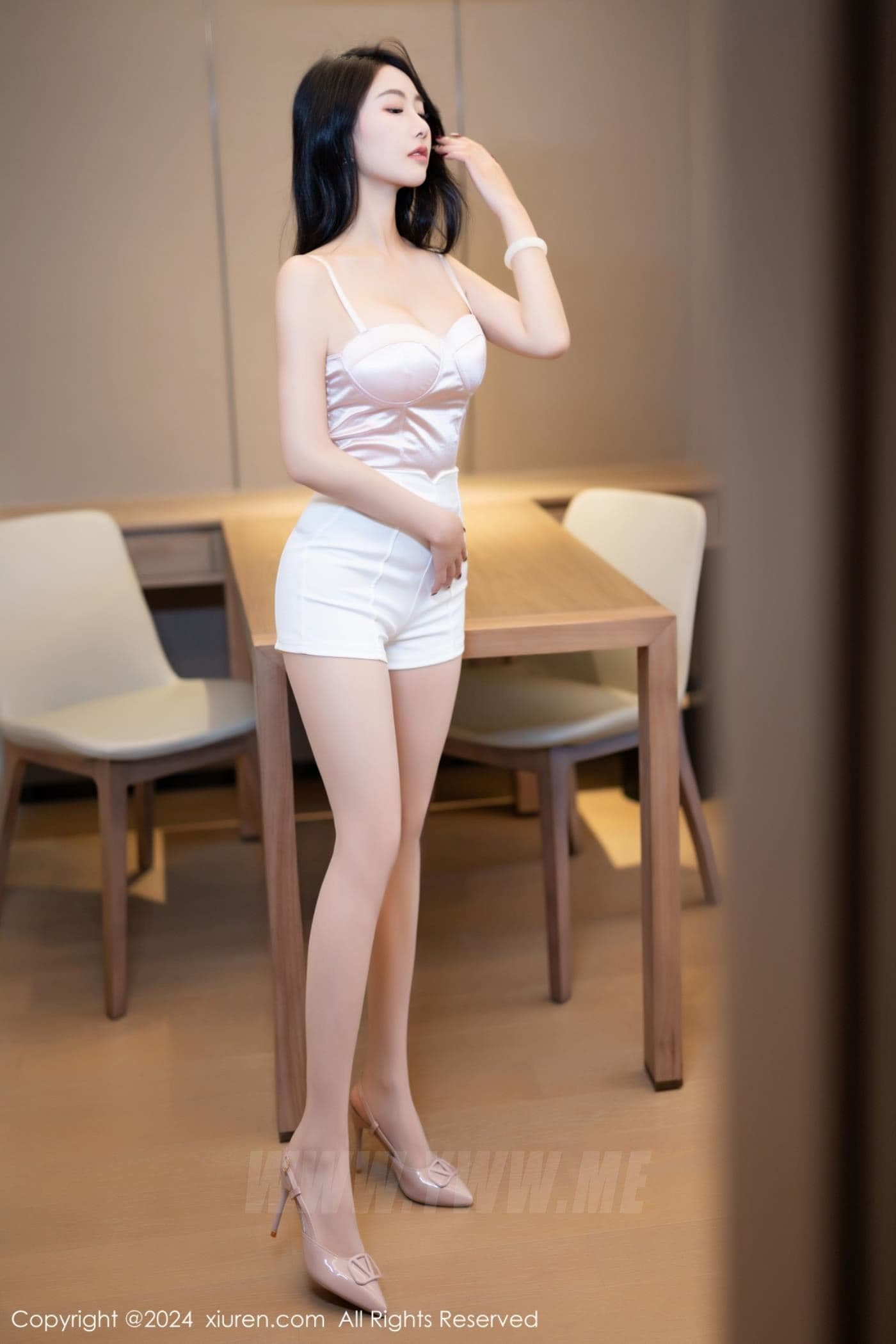XiuRen秀人网 No.7962 苏苏阿 丝袜美腿