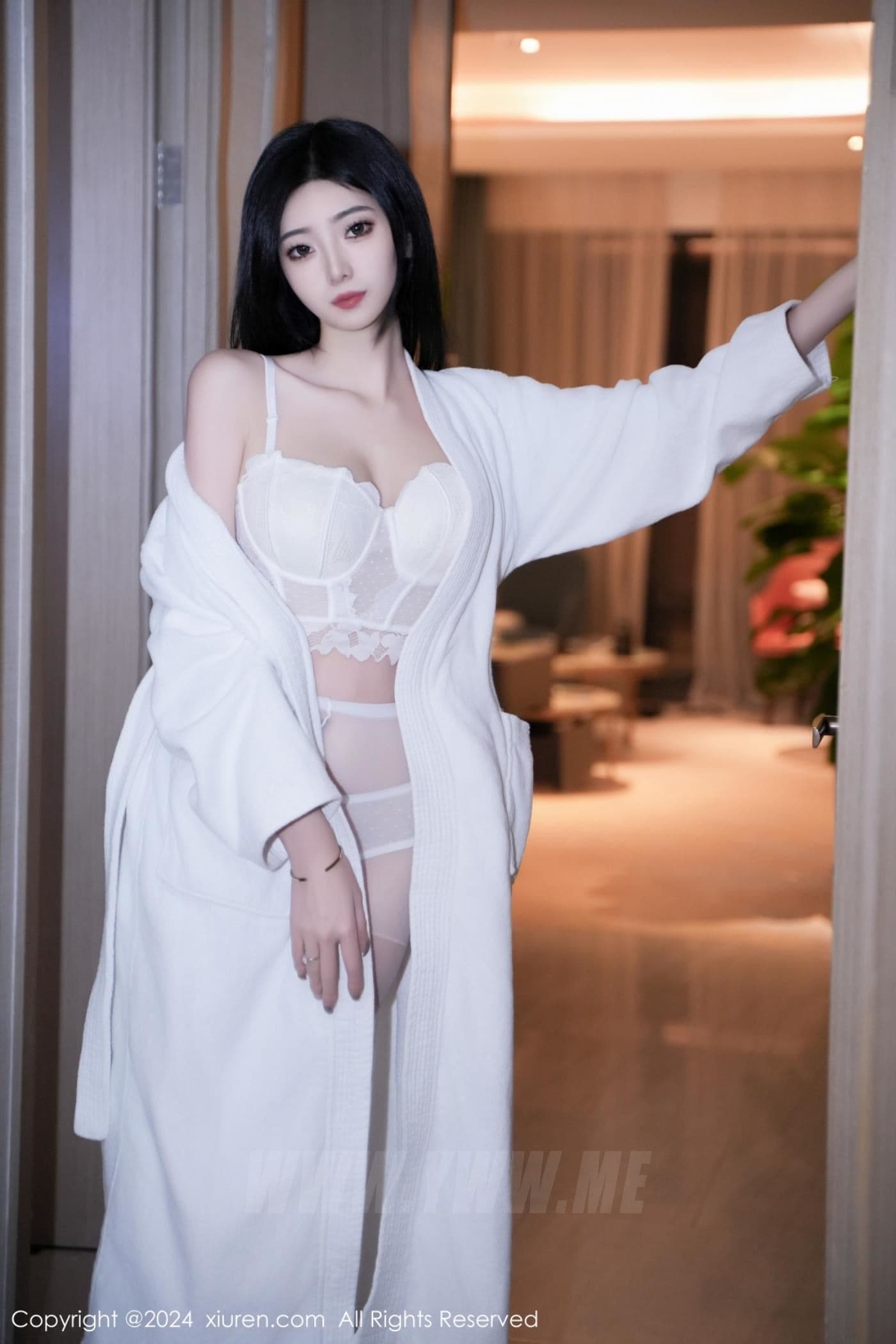 XiuRen秀人网 No.7960 安琪Yee 睡袍美腿