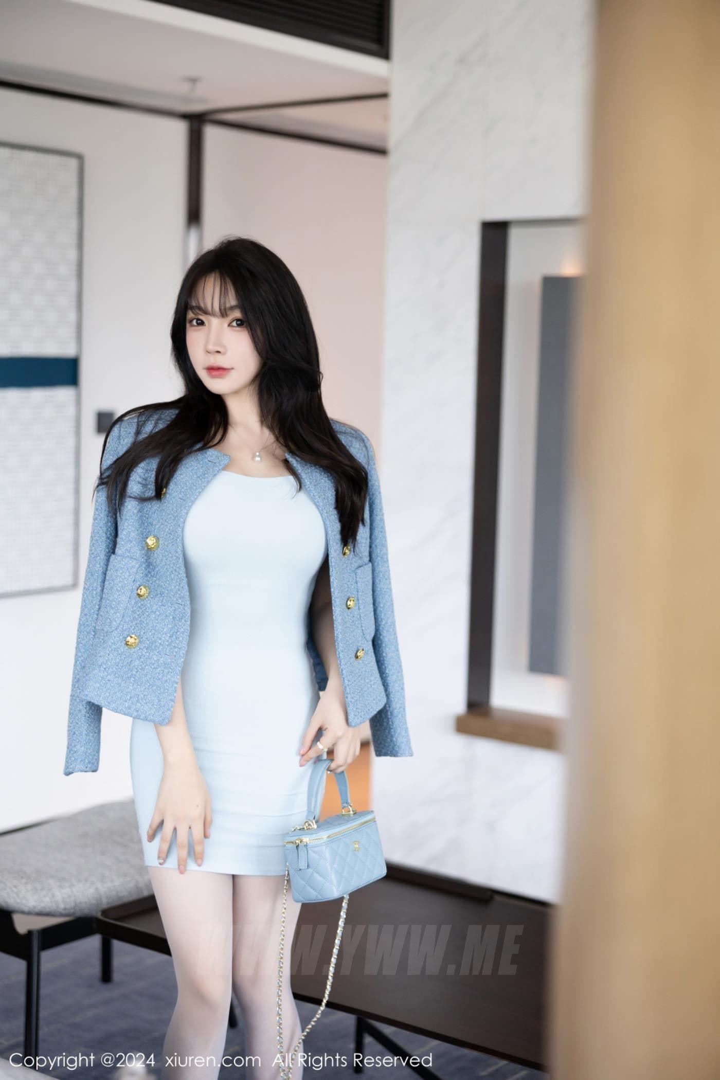 XiuRen秀人网 No.7976 徐莉芝Booty 丝袜美臀