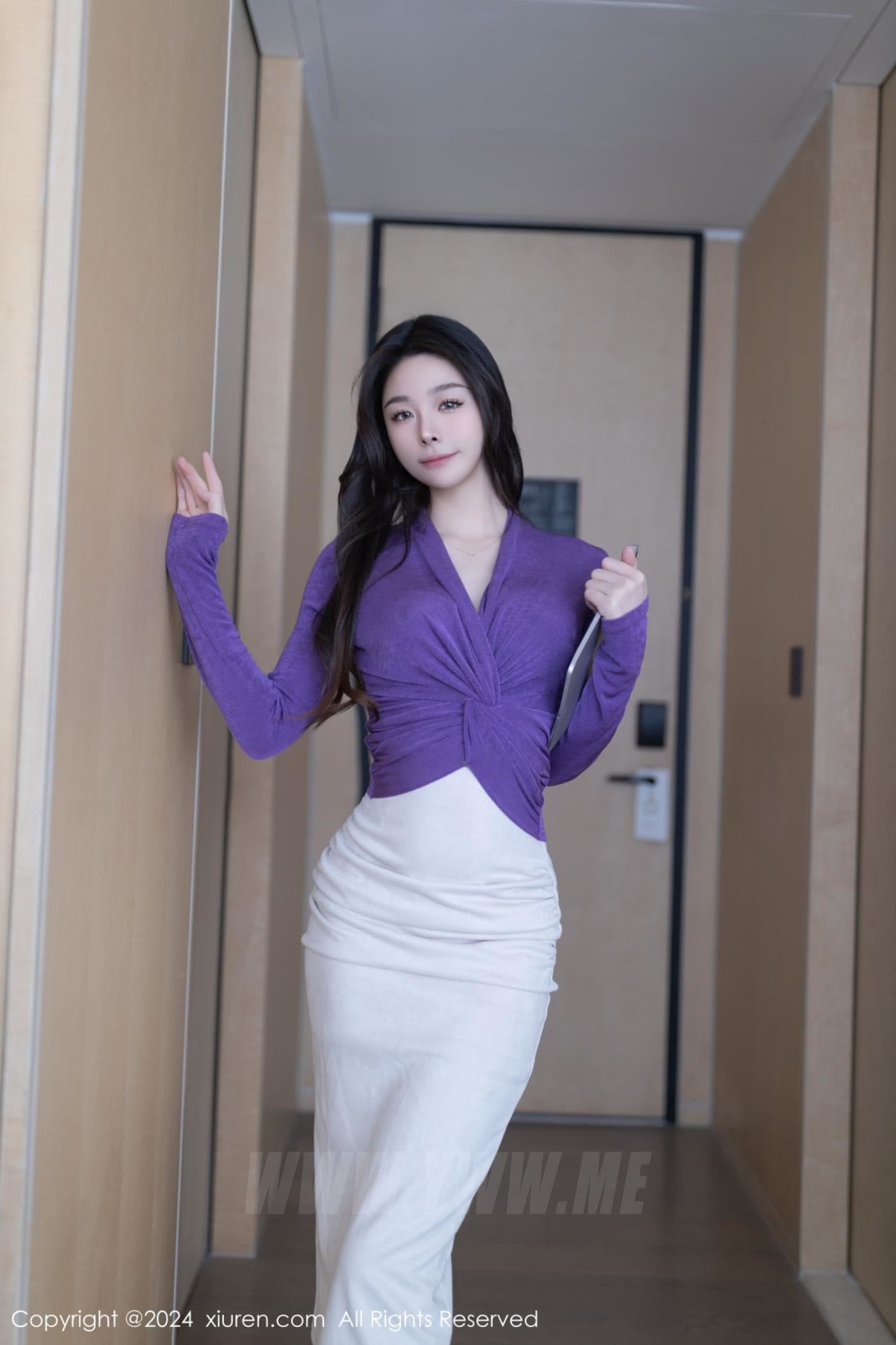 XiuRen秀人网 No.7982 小逗逗 丝袜美腿