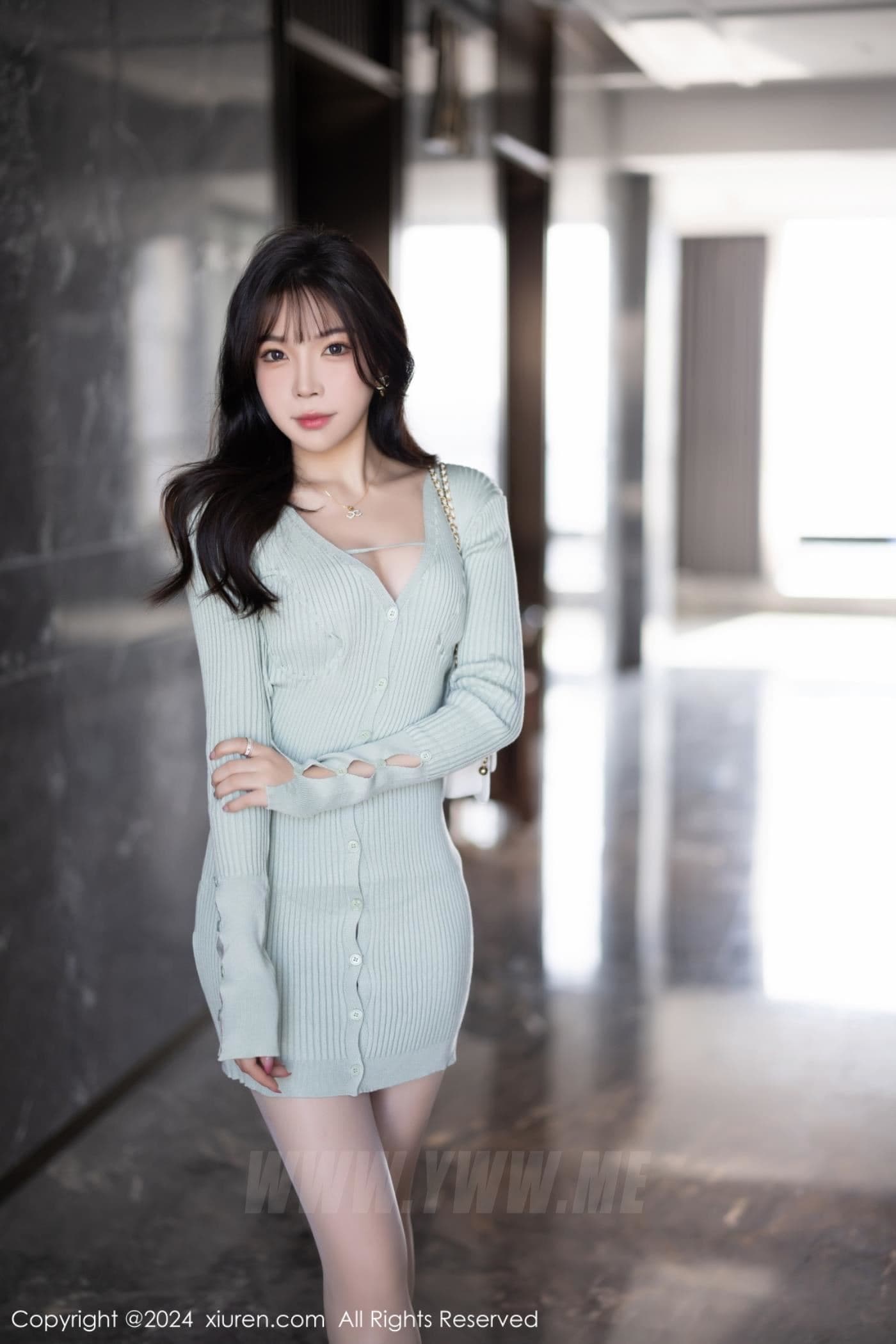 XiuRen秀人网 No.8028 徐莉芝Booty 丝袜美腿