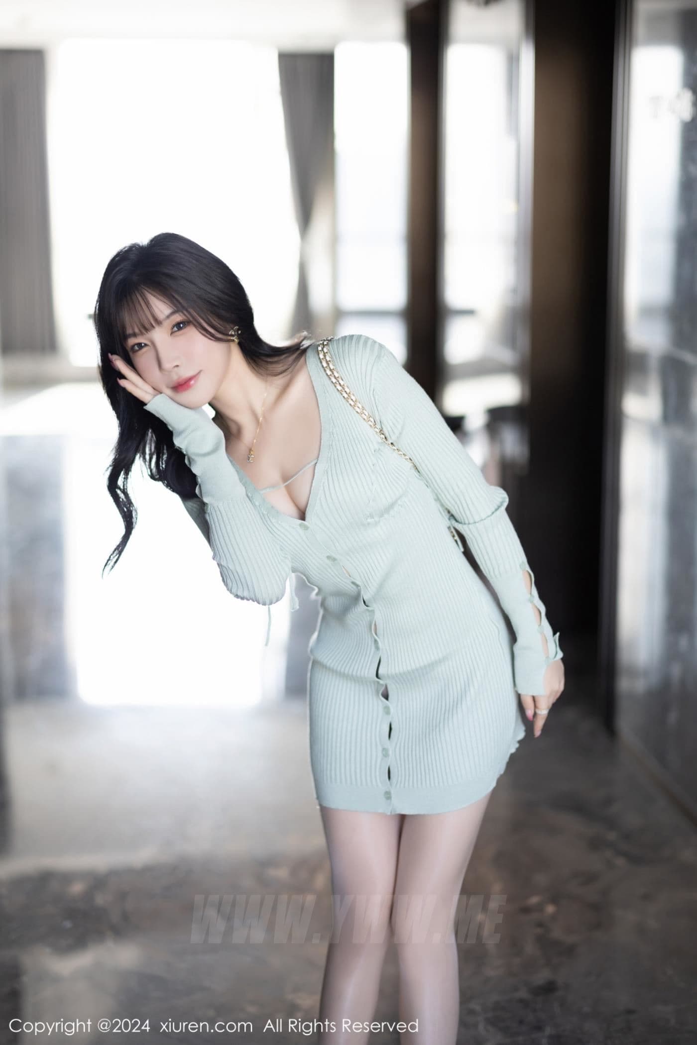 XiuRen秀人网 No.8028 徐莉芝Booty 丝袜美腿