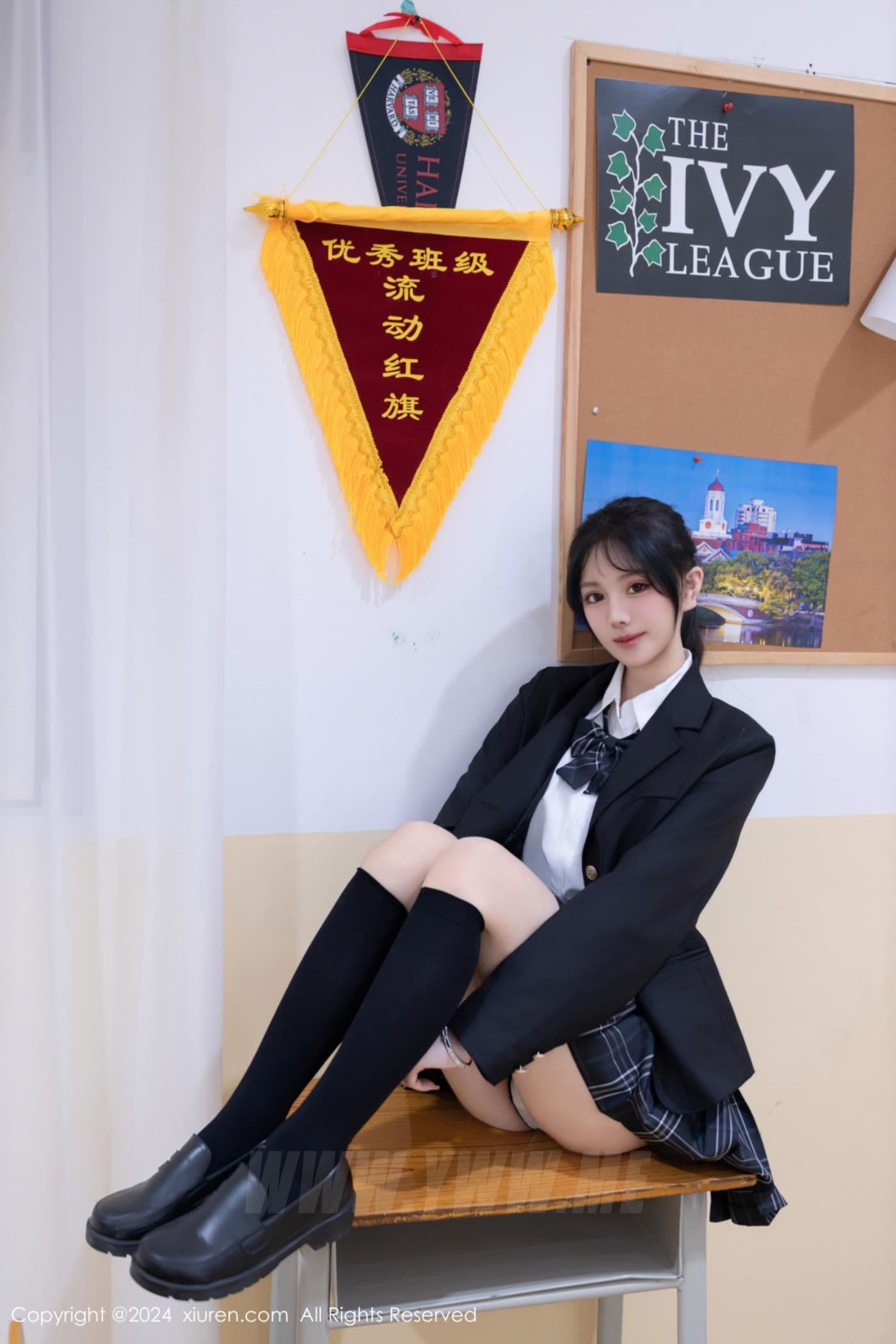 XiuRen秀人网 No.8058 幼幼 美腿性感