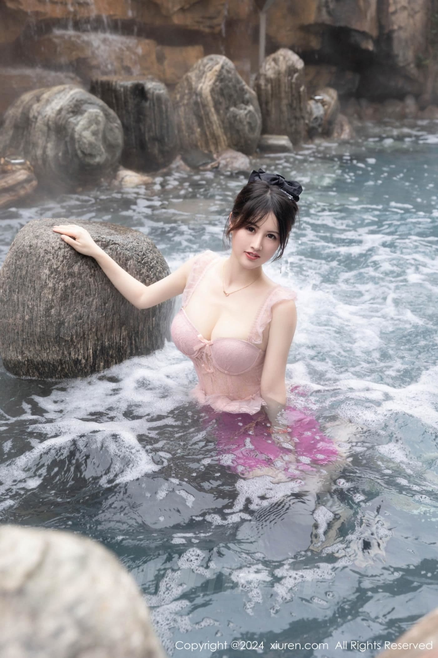 XiuRen秀人网 No.8039 诗诗kiki 黑丝美臀