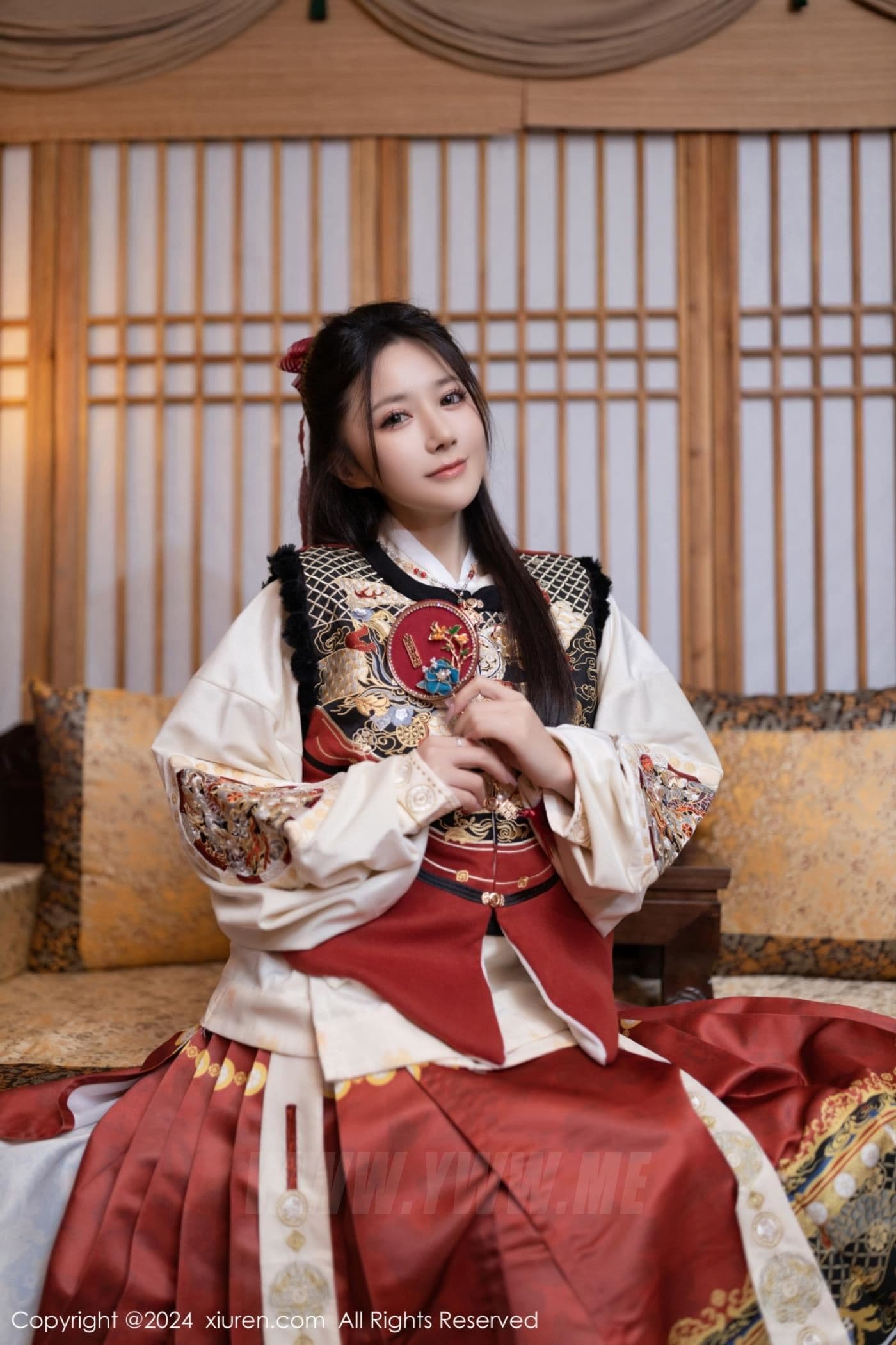 XiuRen秀人网 No.8095 鱼子酱Fish 美腿妩媚