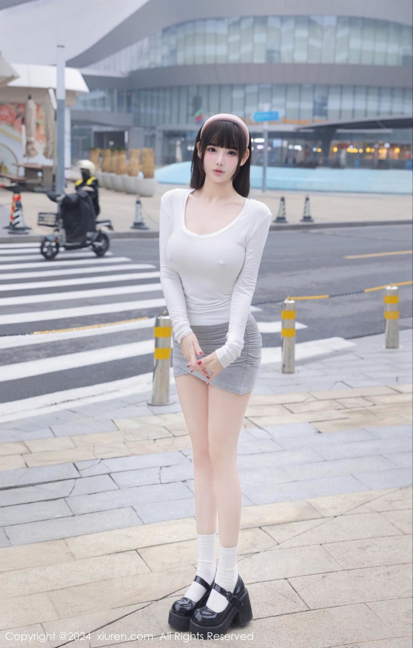 XiuRen秀人网 No.8089 李可可 短裙美腿