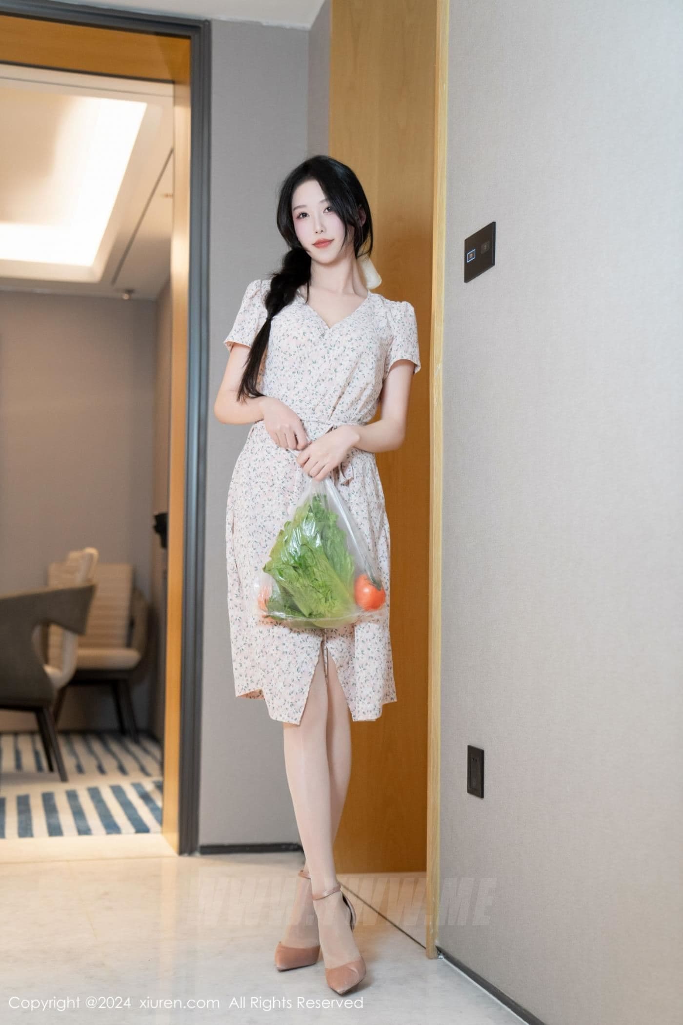 XiuRen秀人网 No.8130 利世 美腿丝袜