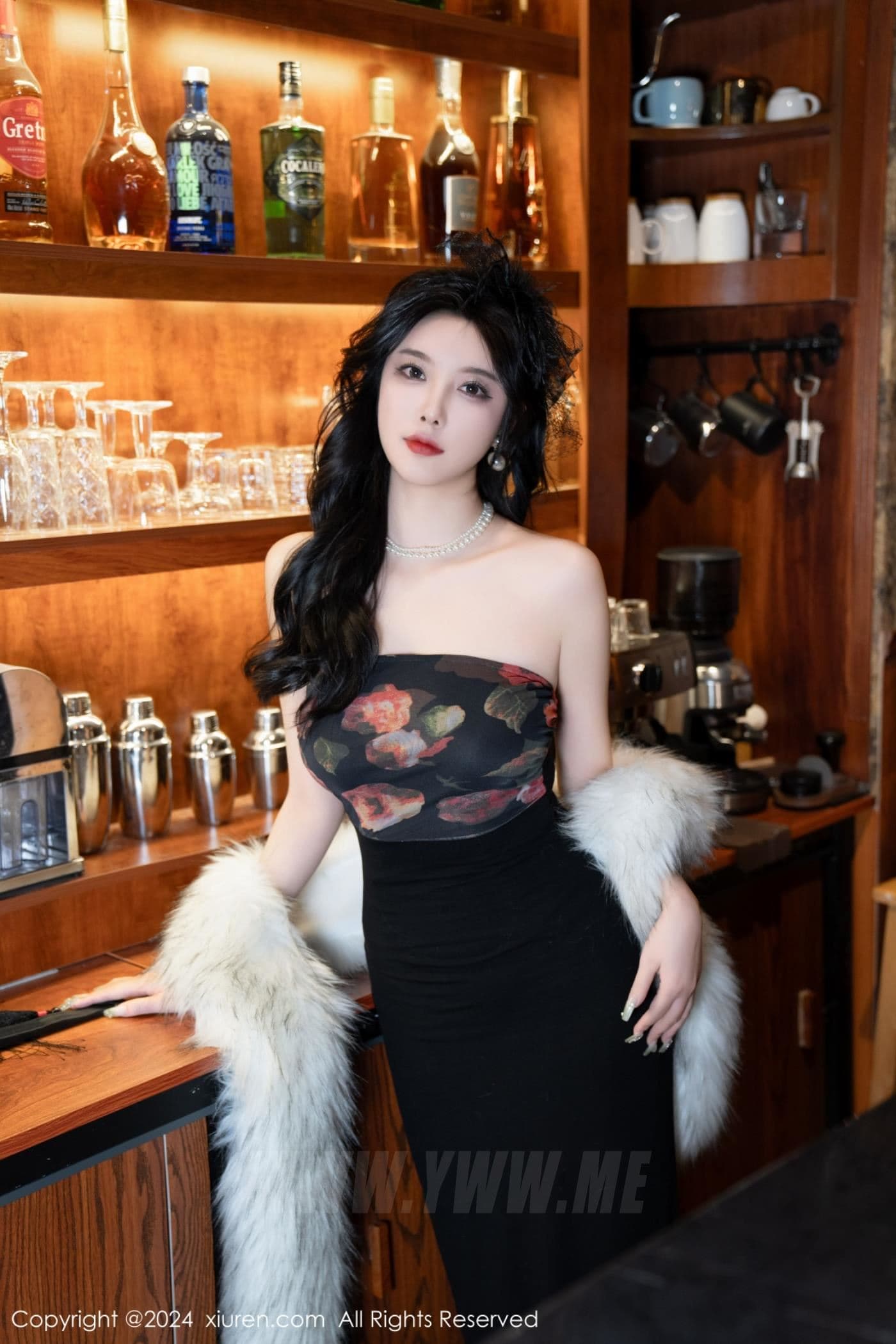 XiuRen秀人网 No.8169 杨晨晨Yome 丰腴妩媚