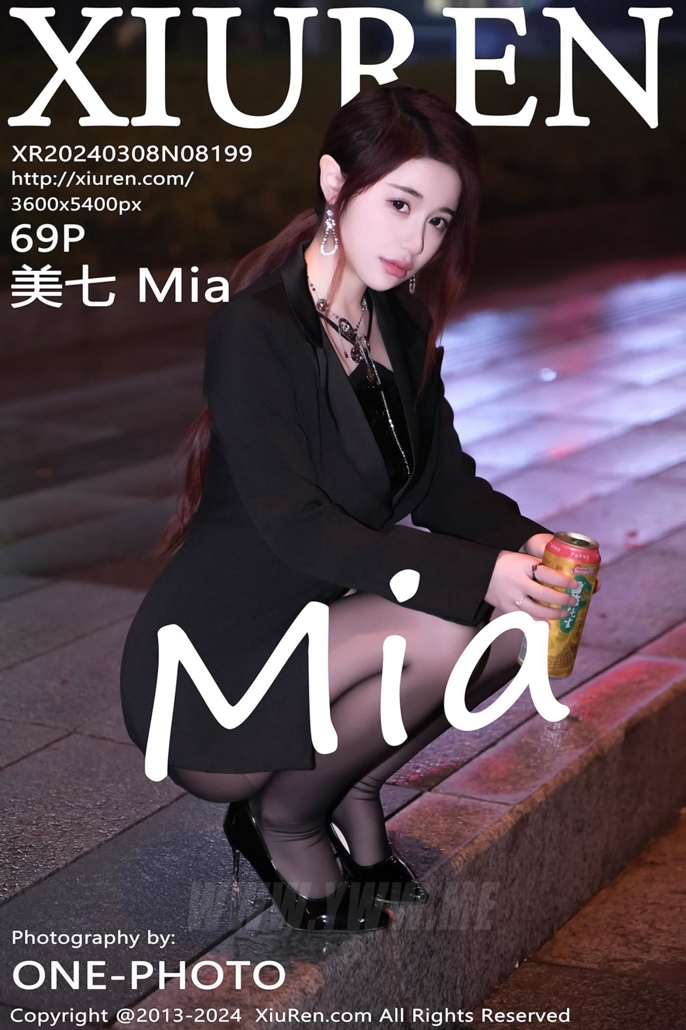 XiuRen秀人网 No.8199 美七 Mia 黑丝美腿