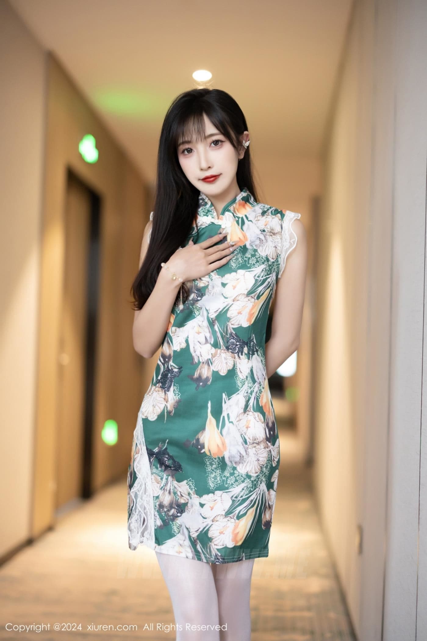 XiuRen秀人网 No.8231 林星阑 丝袜美腿
