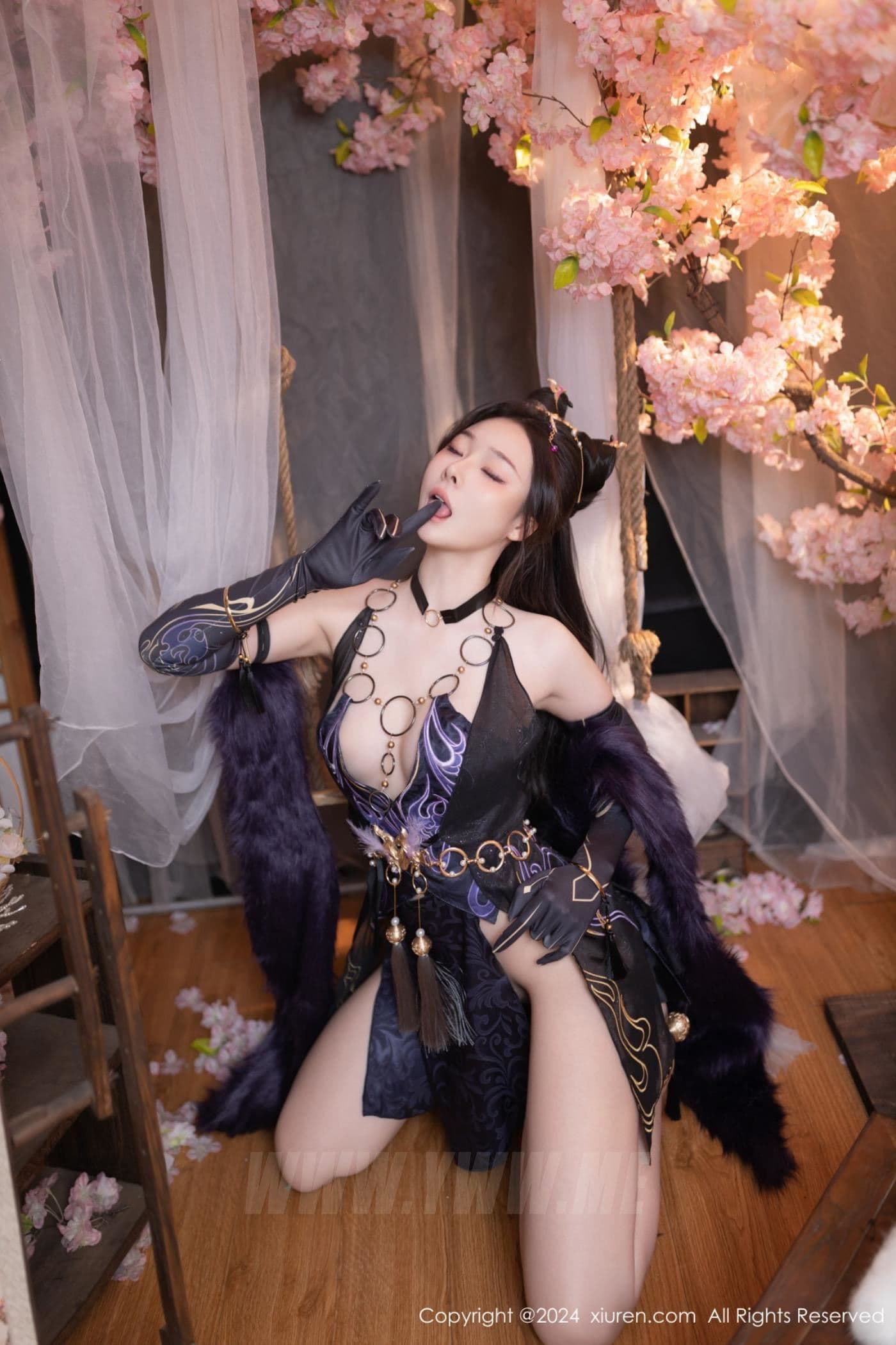 XiuRen秀人网 No.8232 小逗逗 美腿性感