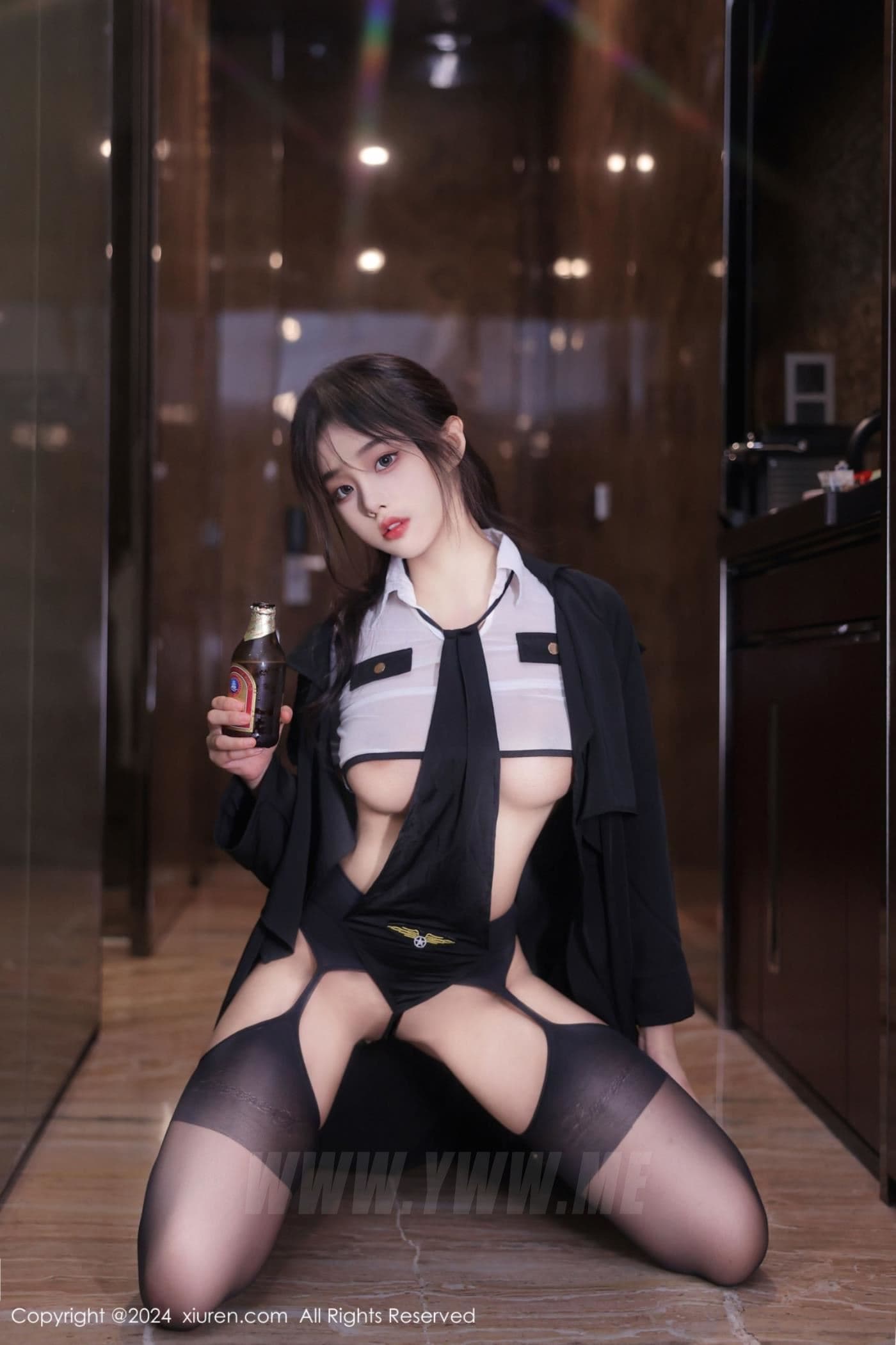 XiuRen秀人网 No.8265 王心悦 美腿黑丝