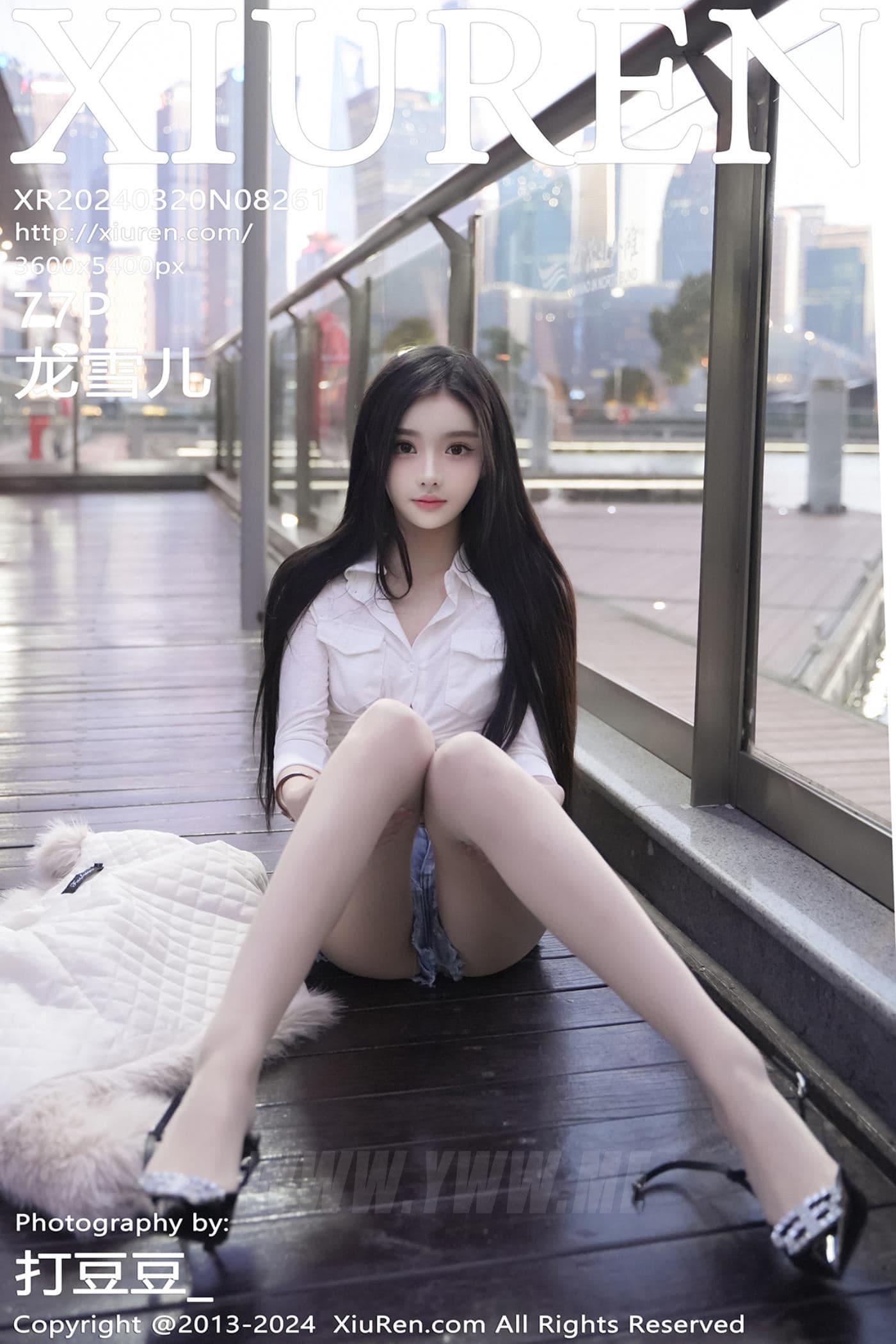 XiuRen秀人网 No.8261 龙雪儿 清纯美腿