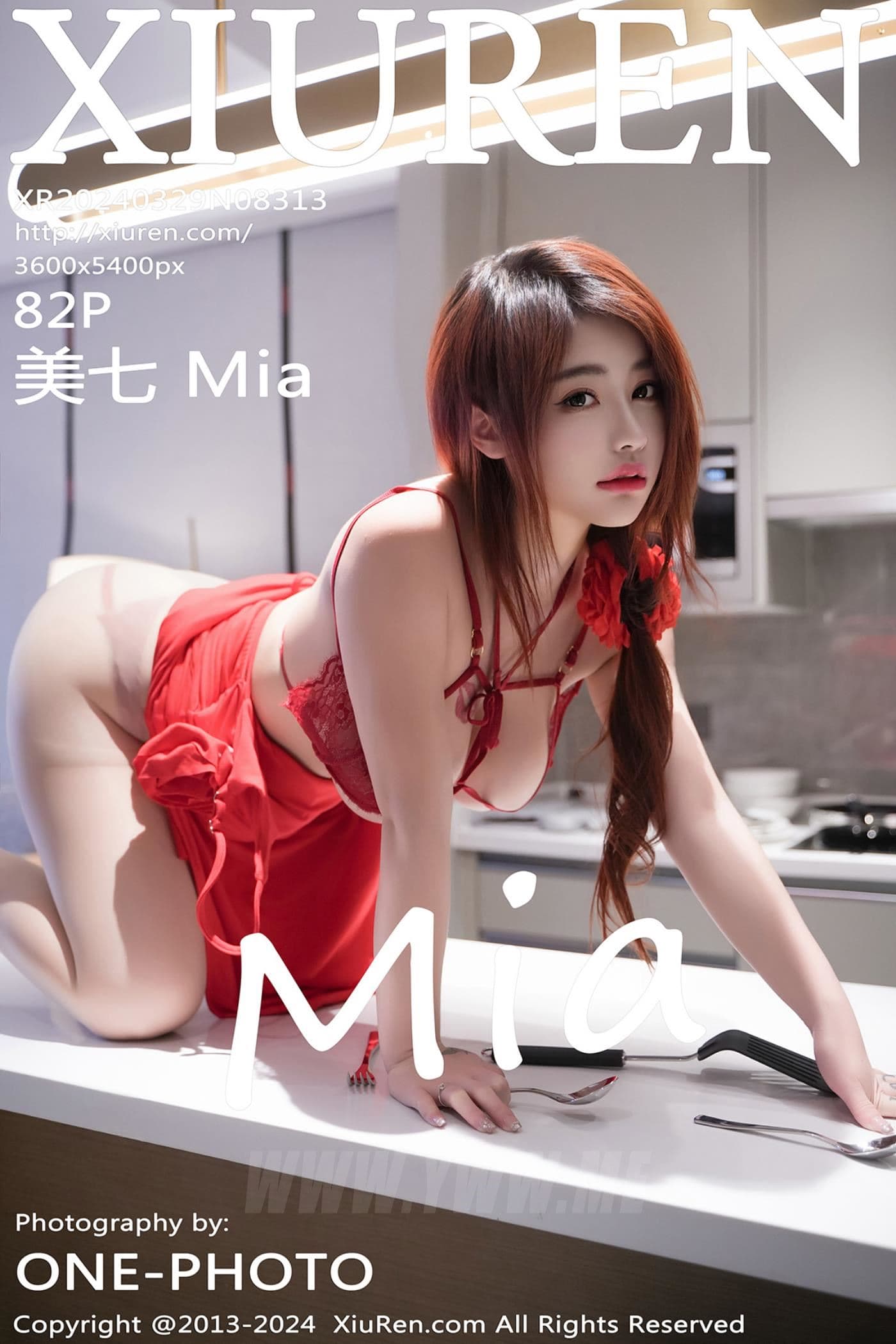 XiuRen秀人网 No.8313 美七 Mia 丝袜美臀