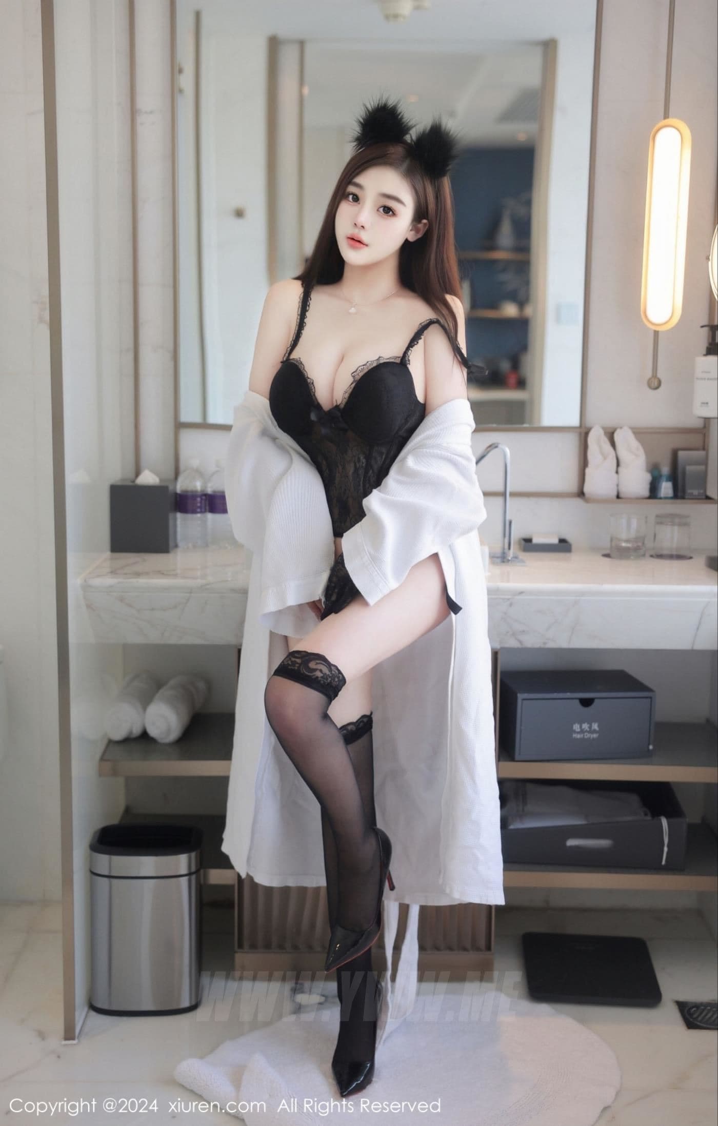 XiuRen秀人网 No.8327 王雅姗是我 新人美腿