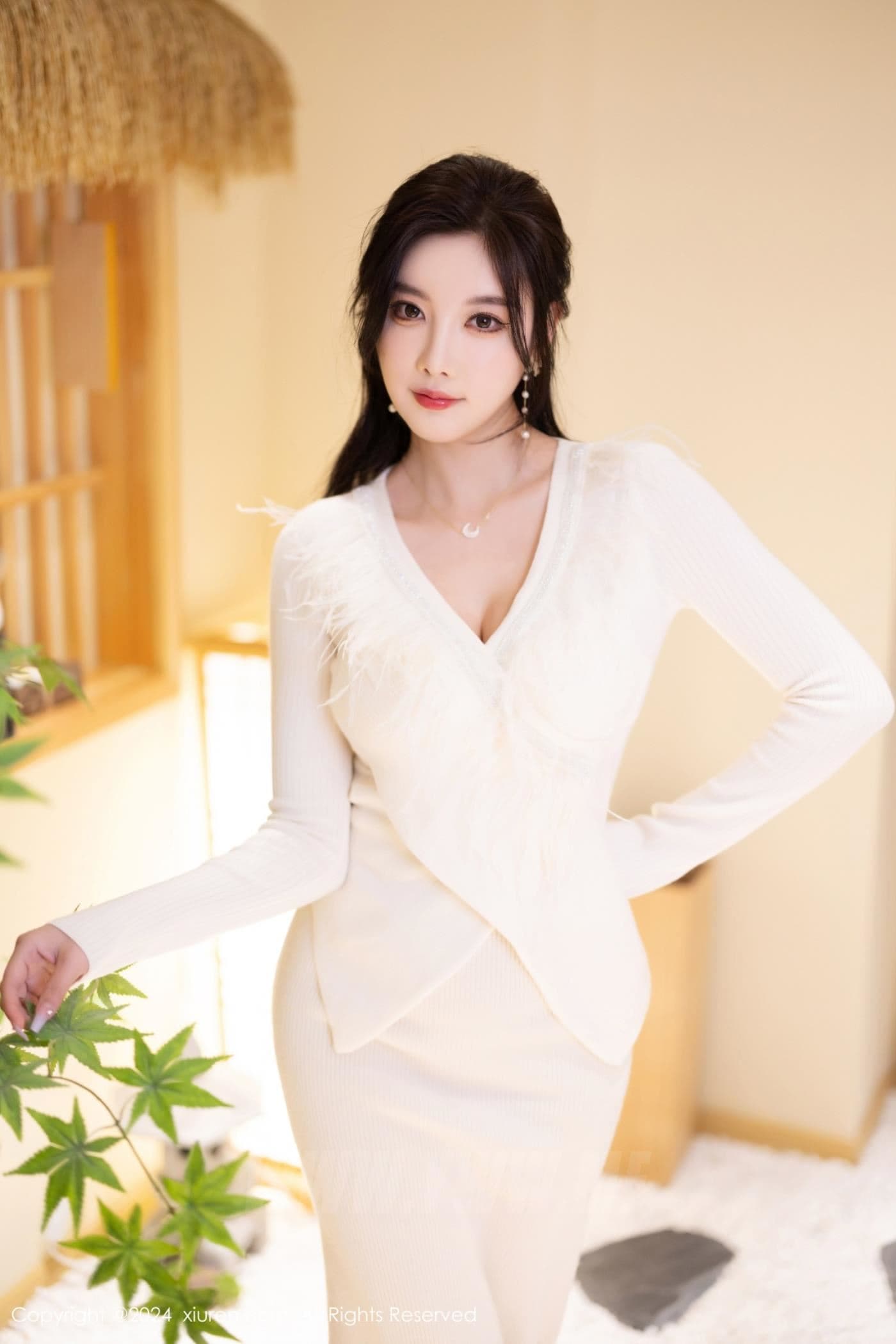 XiuRen秀人网 No.8363 杨晨晨Yome 丝袜美腿