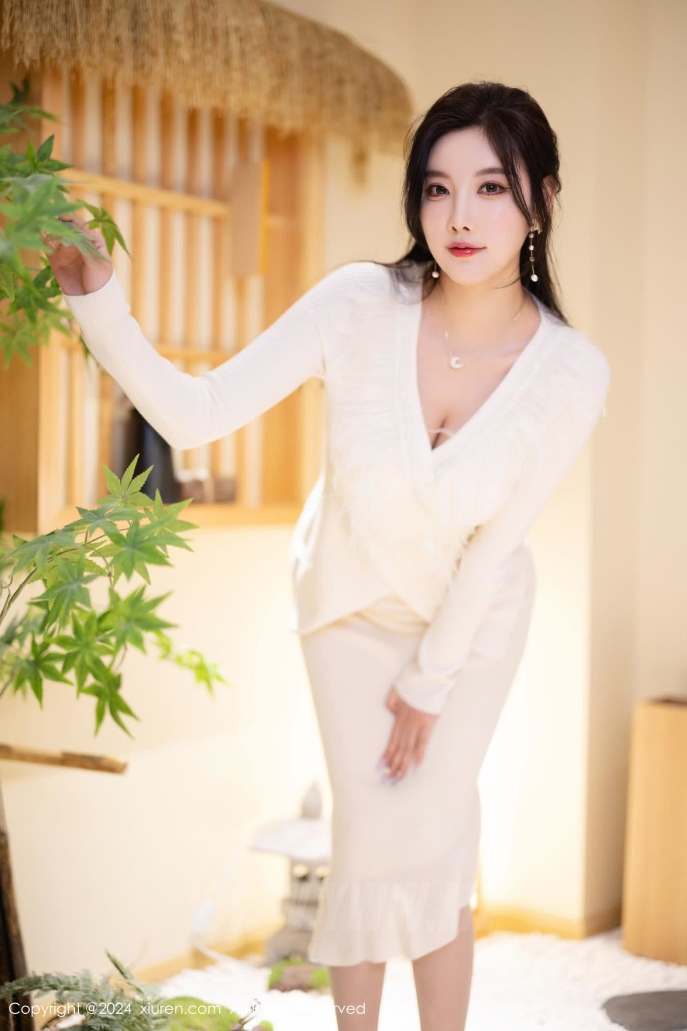 XiuRen秀人网 No.8363 杨晨晨Yome 丝袜美腿