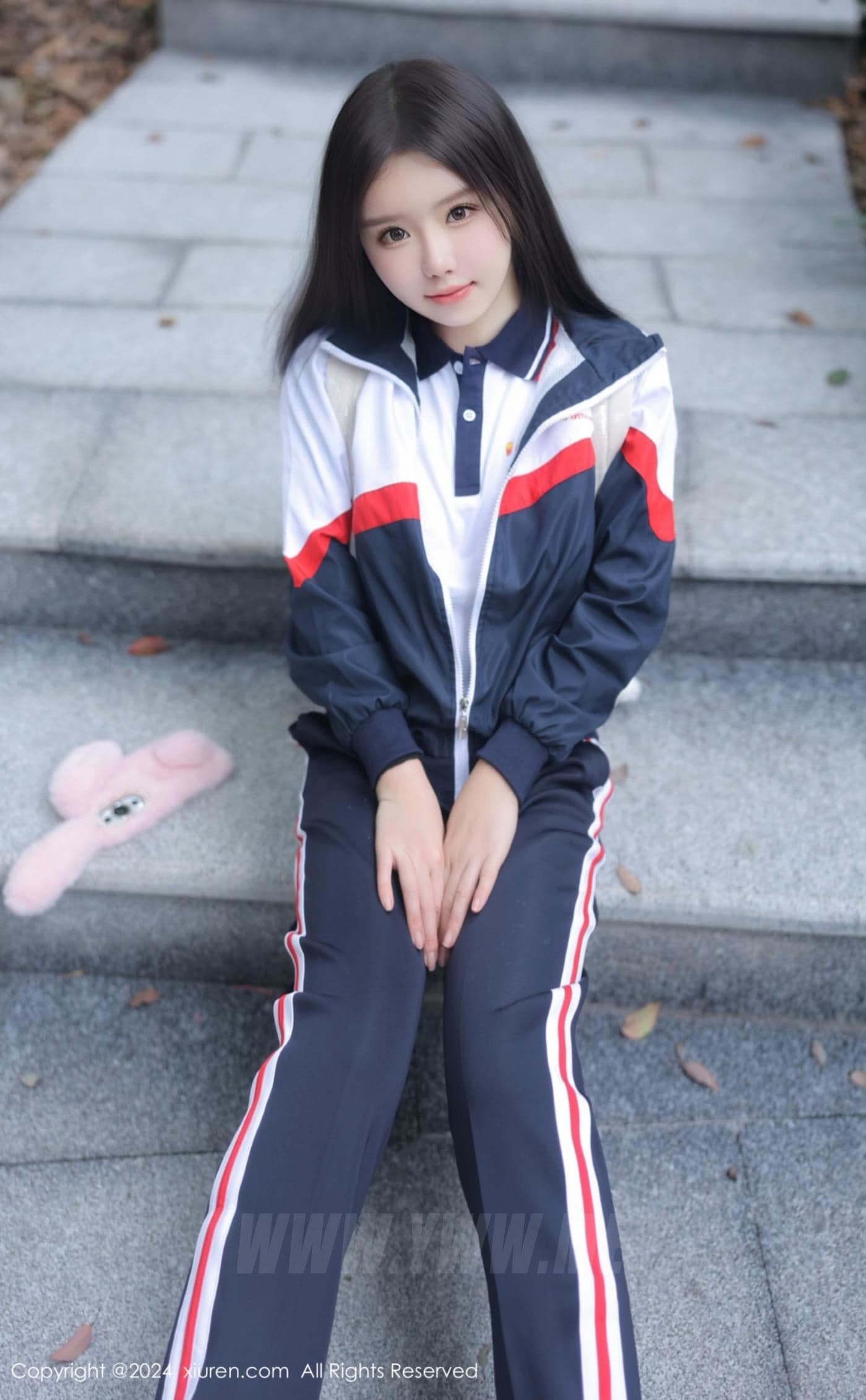XiuRen秀人网 No.8335 小薯条nienie 美臀性感