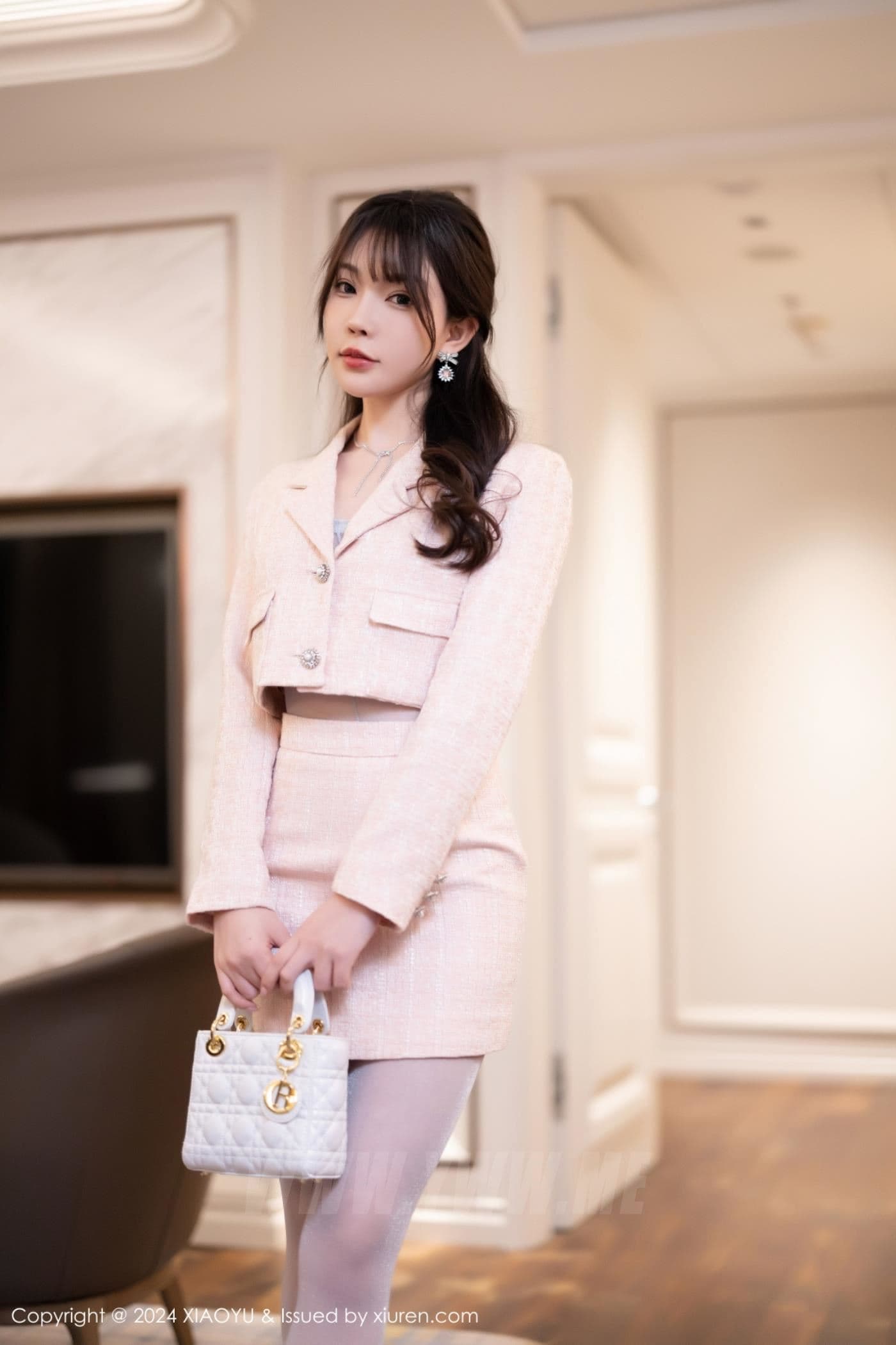 XIAOYU语画界 VOL.1236 徐莉芝Booty 丝袜美腿
