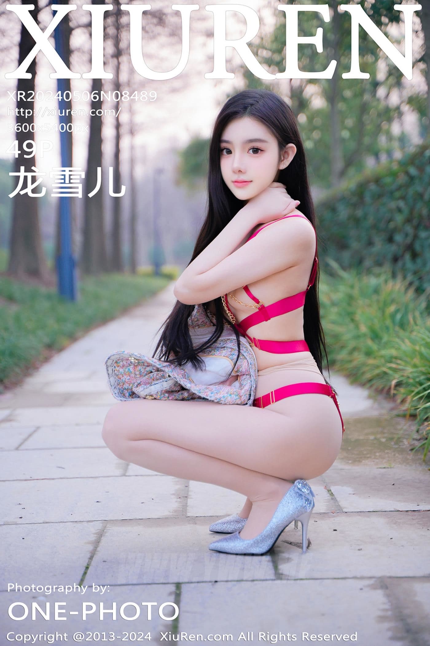 XiuRen秀人网 No.8489 龙雪儿 丝袜美腿