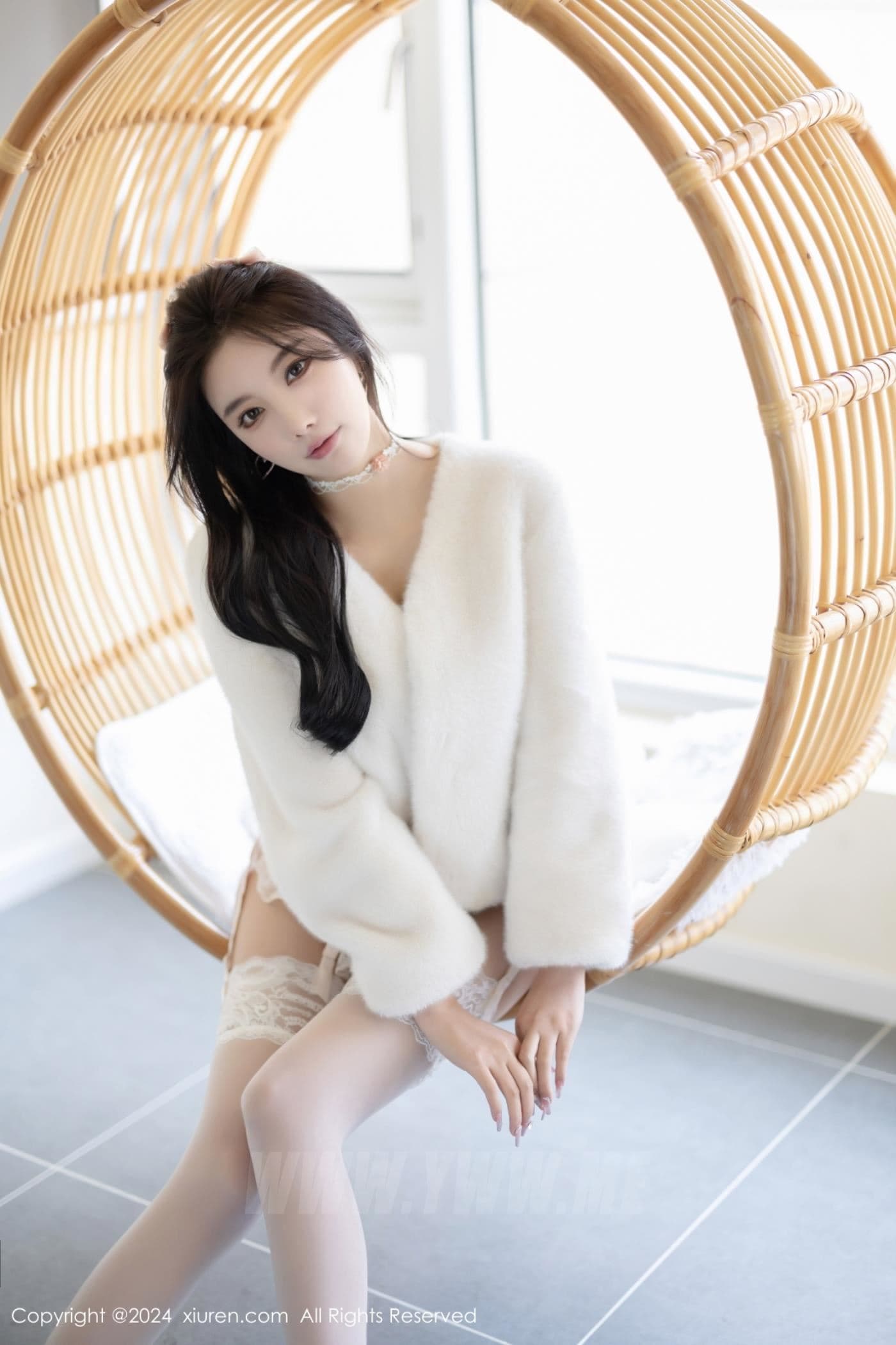 XiuRen秀人网 No.8570 杨晨晨Yome 美腿丝袜