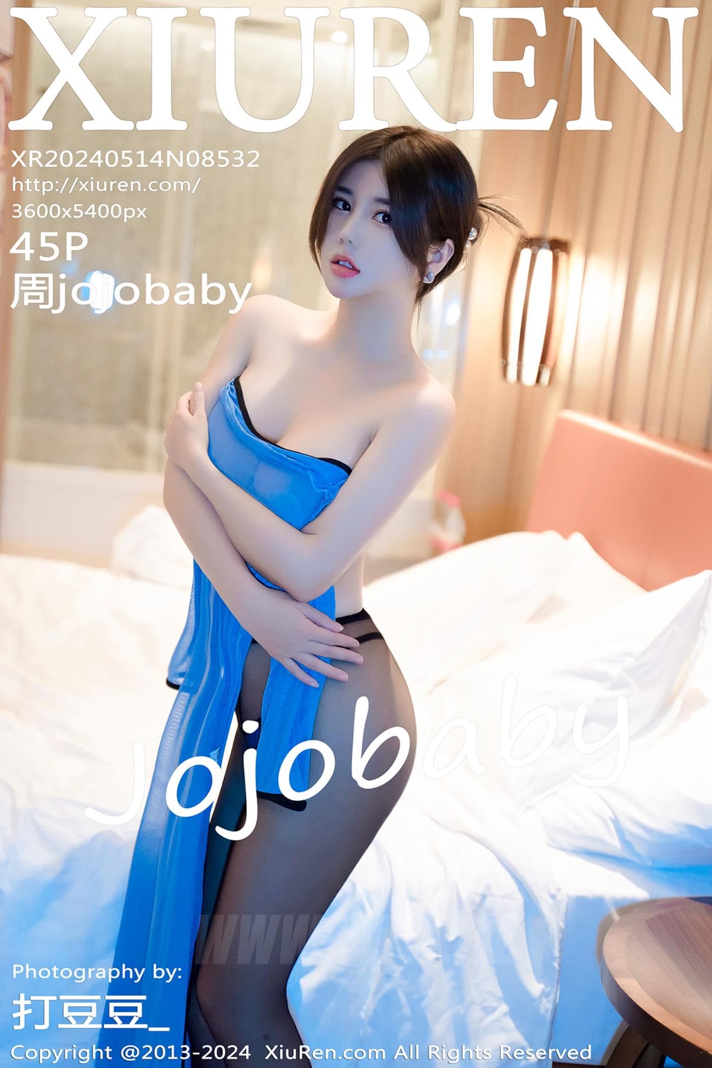 XiuRen秀人网 No.8532 周jojobaby 黑丝美腿