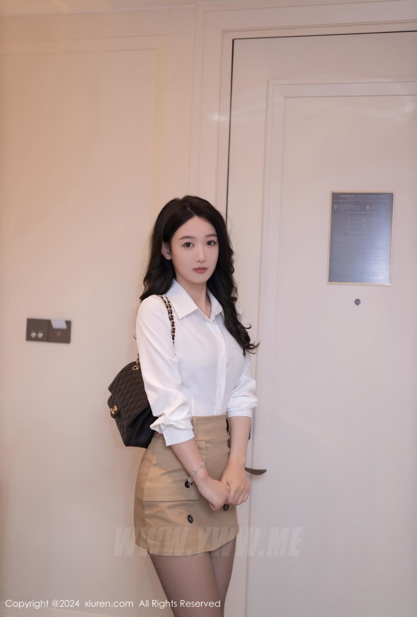 XiuRen秀人网 No.8571 唐安琪 黑丝美腿