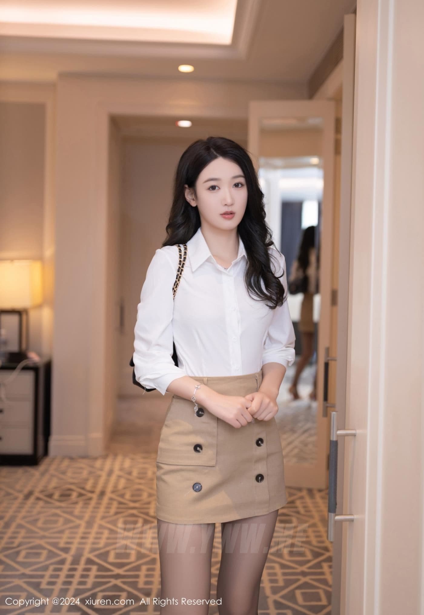 XiuRen秀人网 No.8571 唐安琪 黑丝美腿