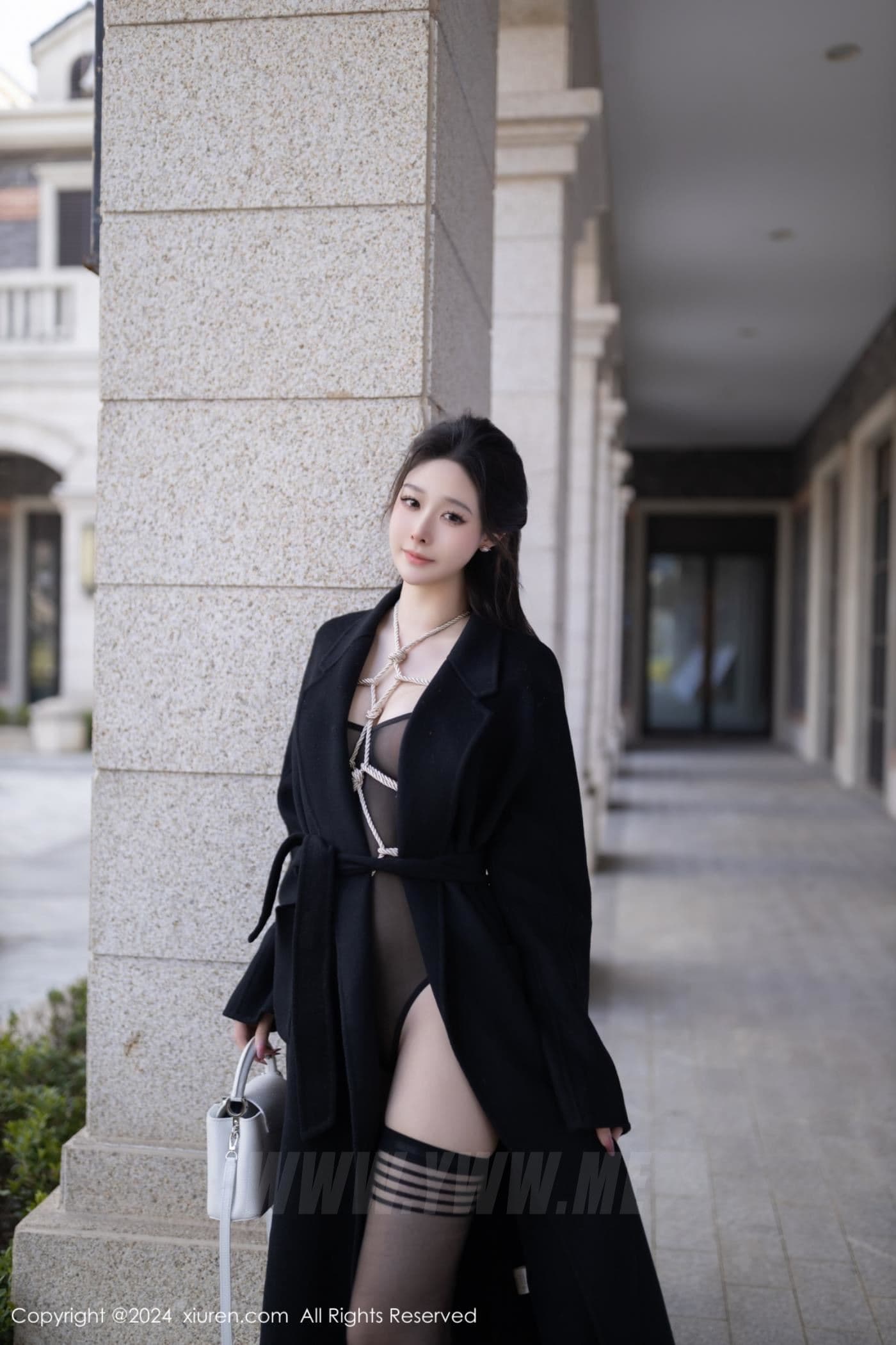 XiuRen秀人网 No.8552 小逗逗 黑丝美腿