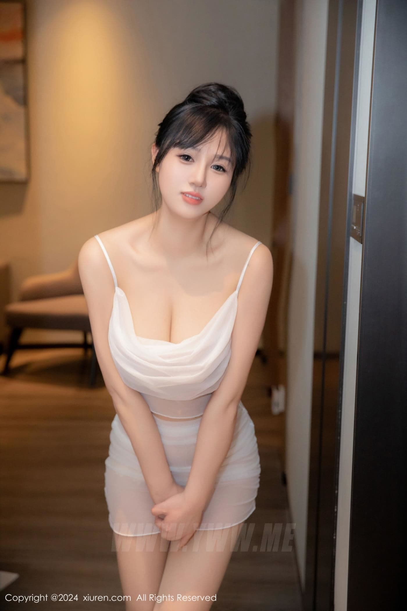 XiuRen秀人网 No.8611 金小依 美乳性感