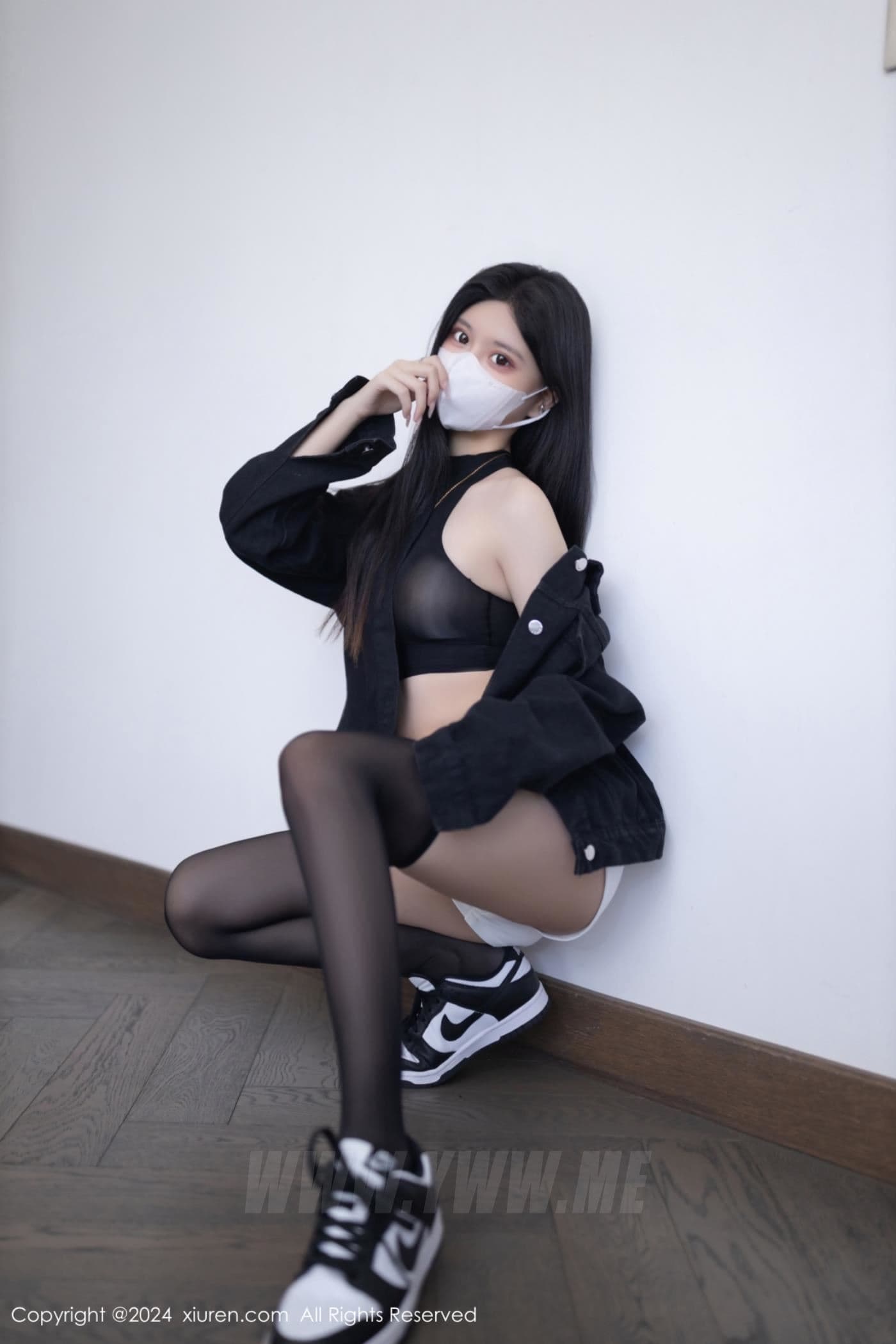 XiuRen秀人网 No.8636 幼幼 美腿黑丝