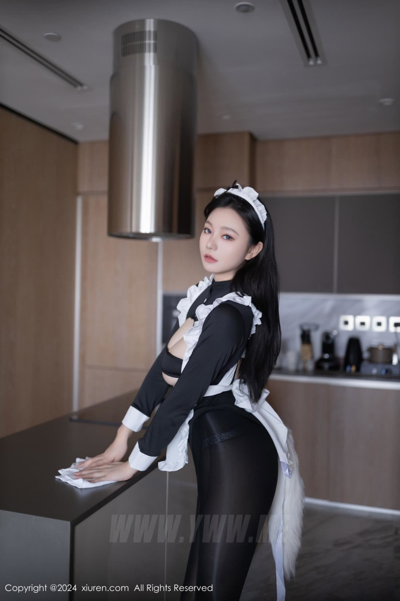 XiuRen秀人网 No.8720 安然anran 黑丝美腿