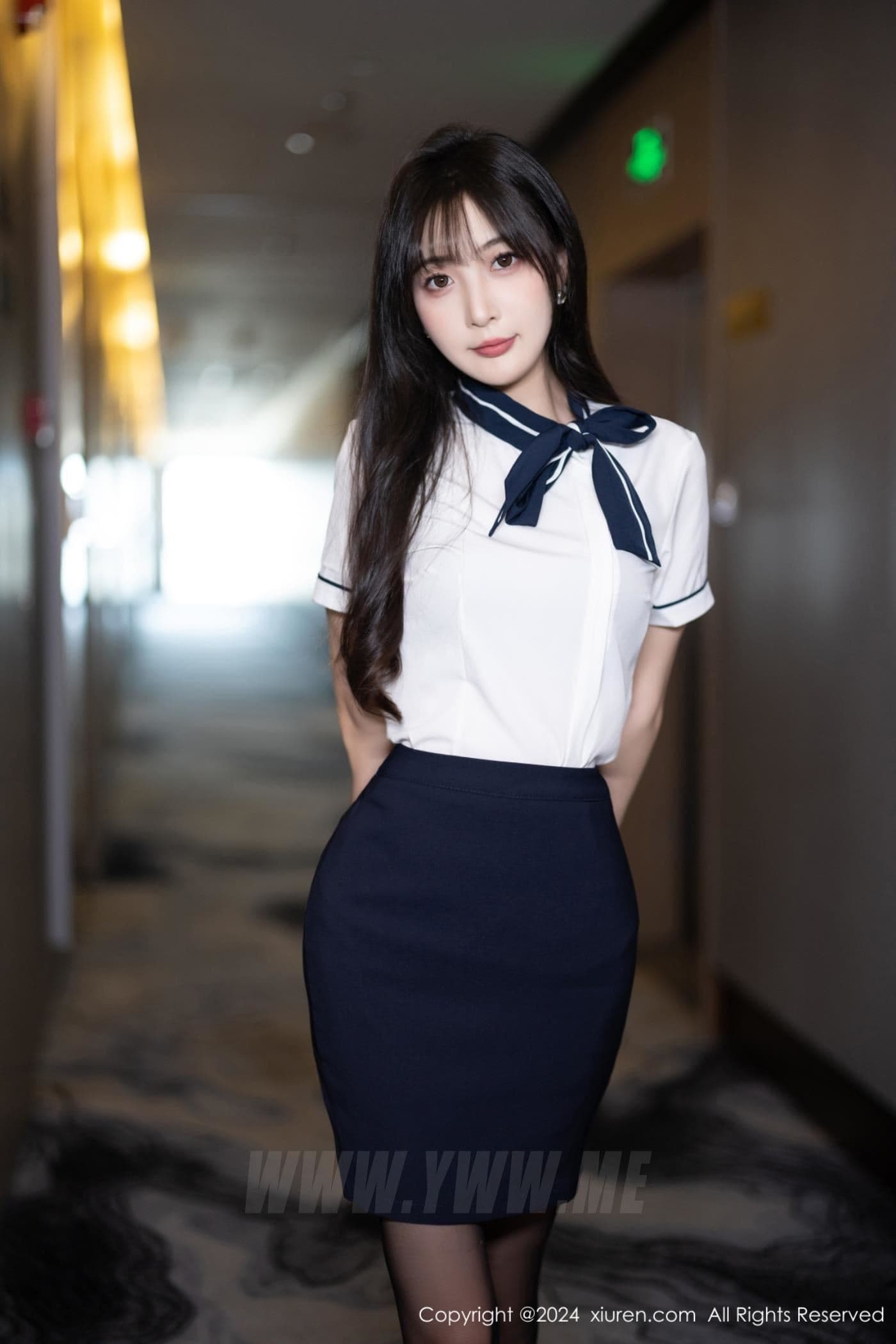 XiuRen秀人网 No.8727 林星阑 黑丝美腿