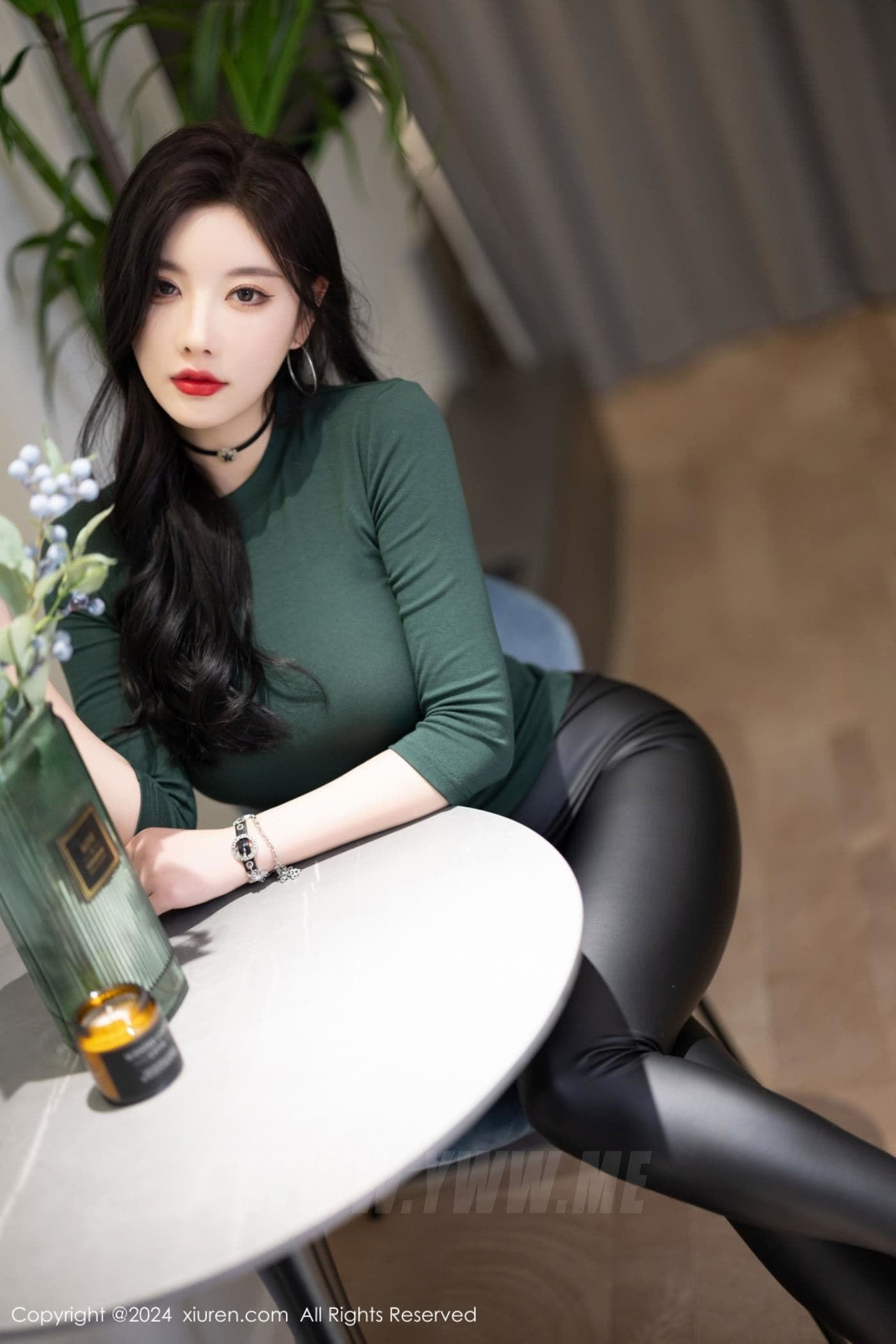XiuRen秀人网 No.8707 杨晨晨Yome 丝袜美腿