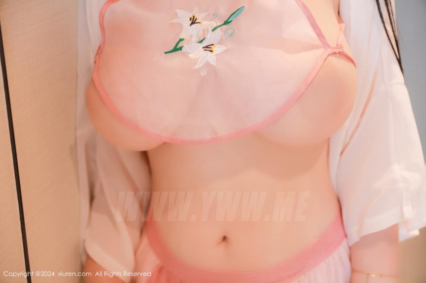 XiuRen秀人网 No.8724 陈柒柒 美腿性感