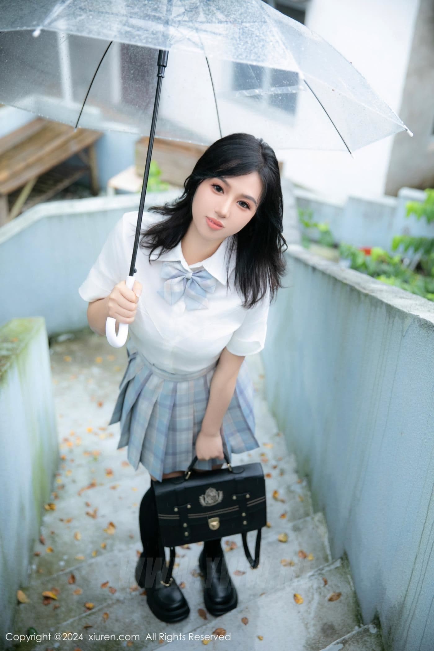 XiuRen秀人网 No.8759 金小依 黑丝美腿
