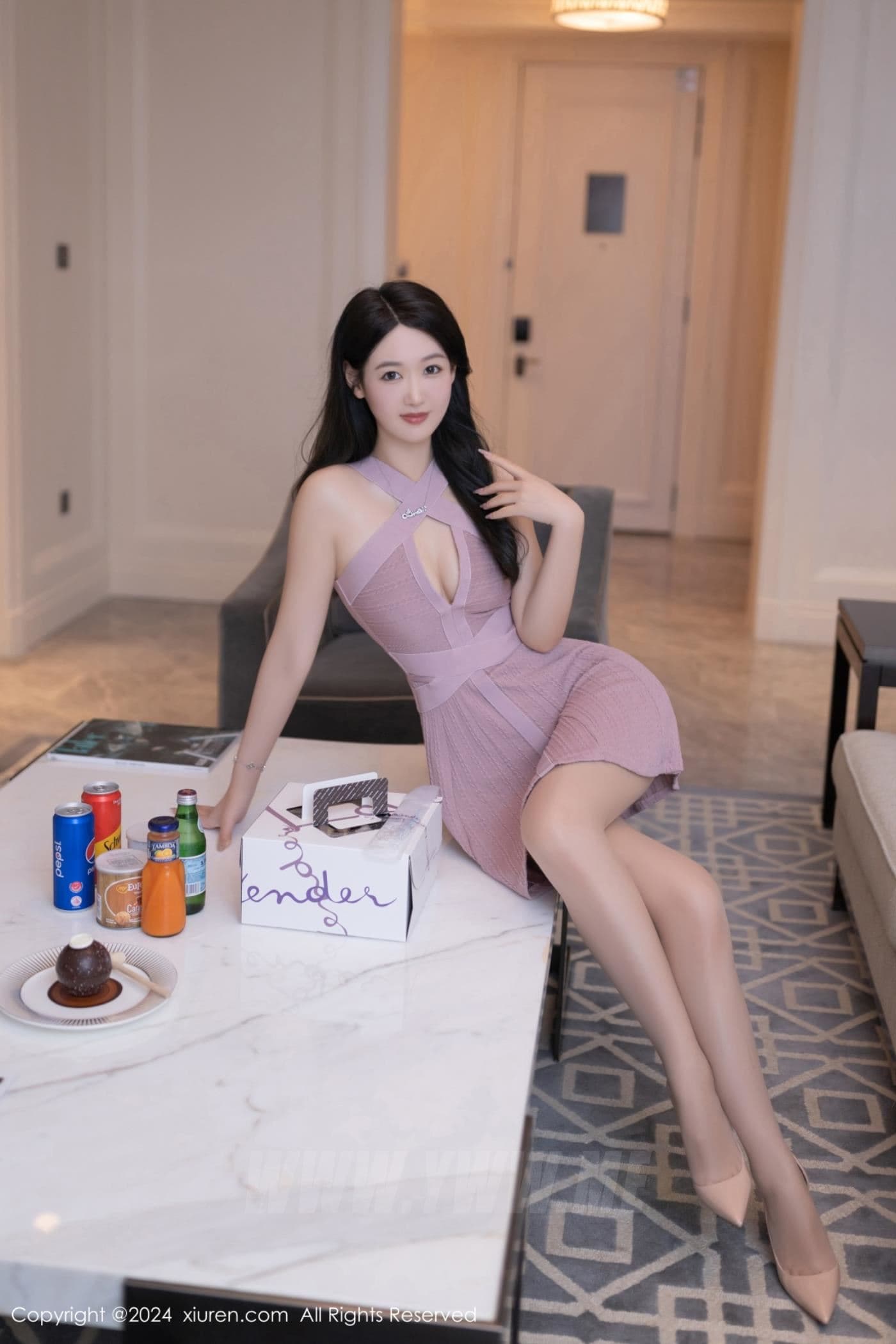 XiuRen秀人网 No.8748 唐安琪 丝袜美腿