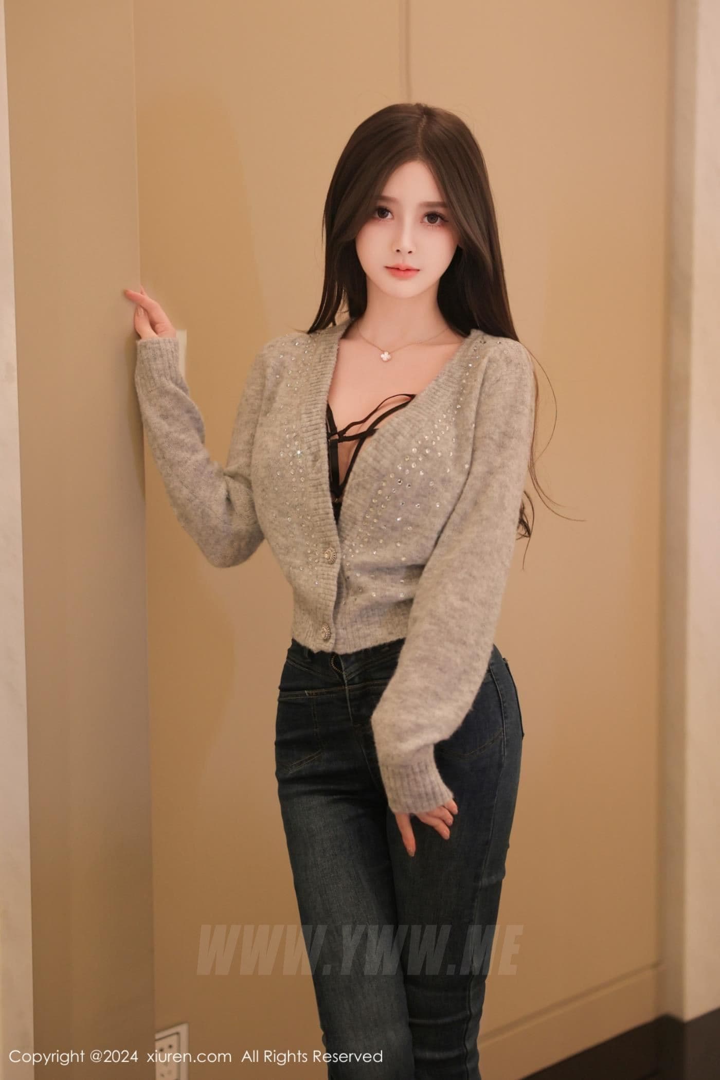 XiuRen秀人网 No.8806 奶喵喵 美腿黑丝