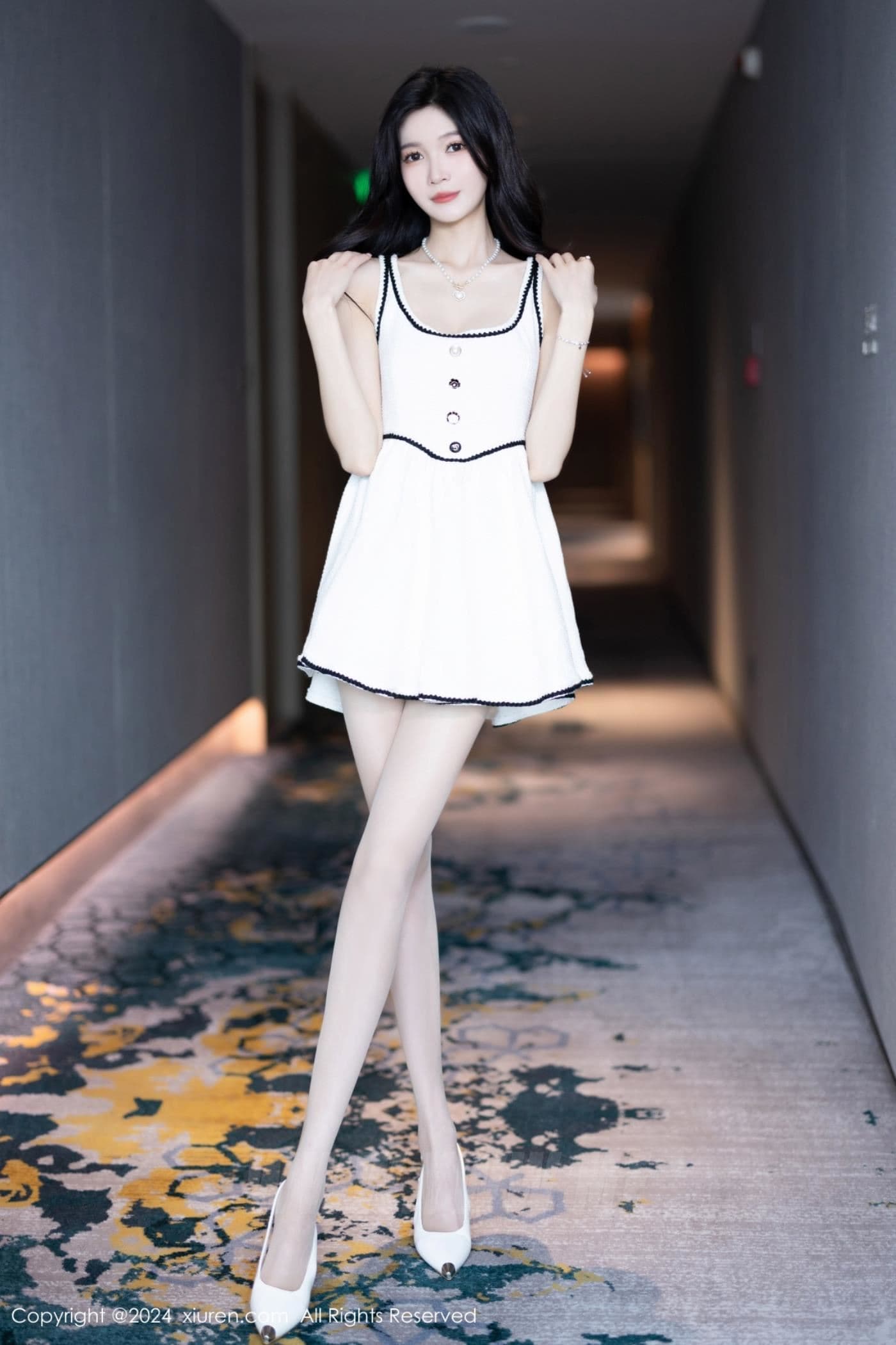 XiuRen秀人网 No.8861 程程程- 丝袜美腿