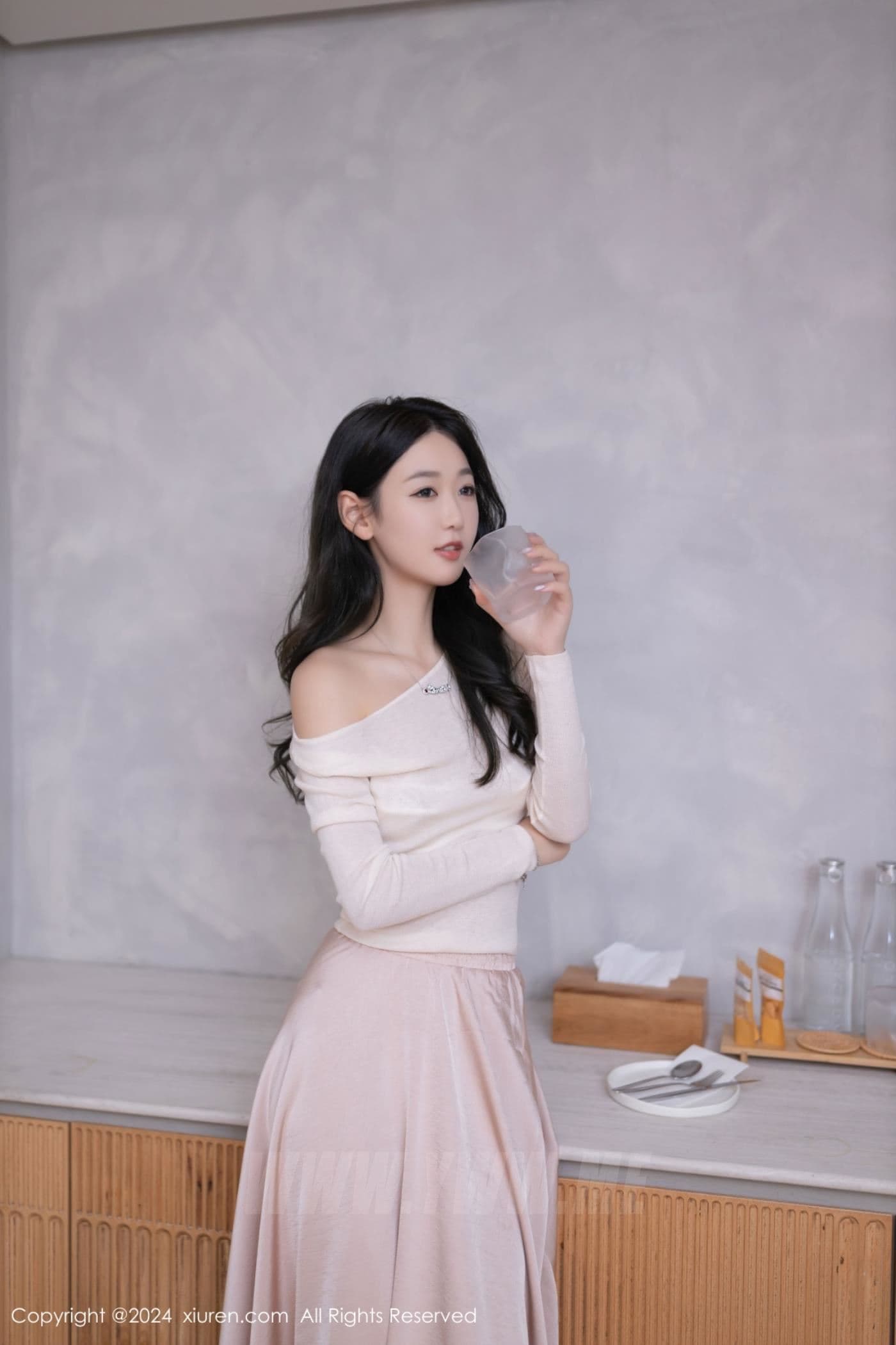 XiuRen秀人网 No.8862 唐安琪 丝袜美腿