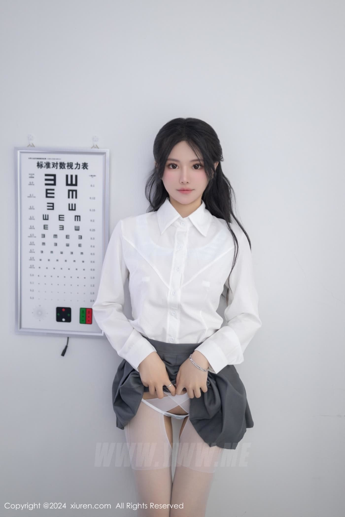 XiuRen秀人网 No.8852 幼幼 丝袜美腿