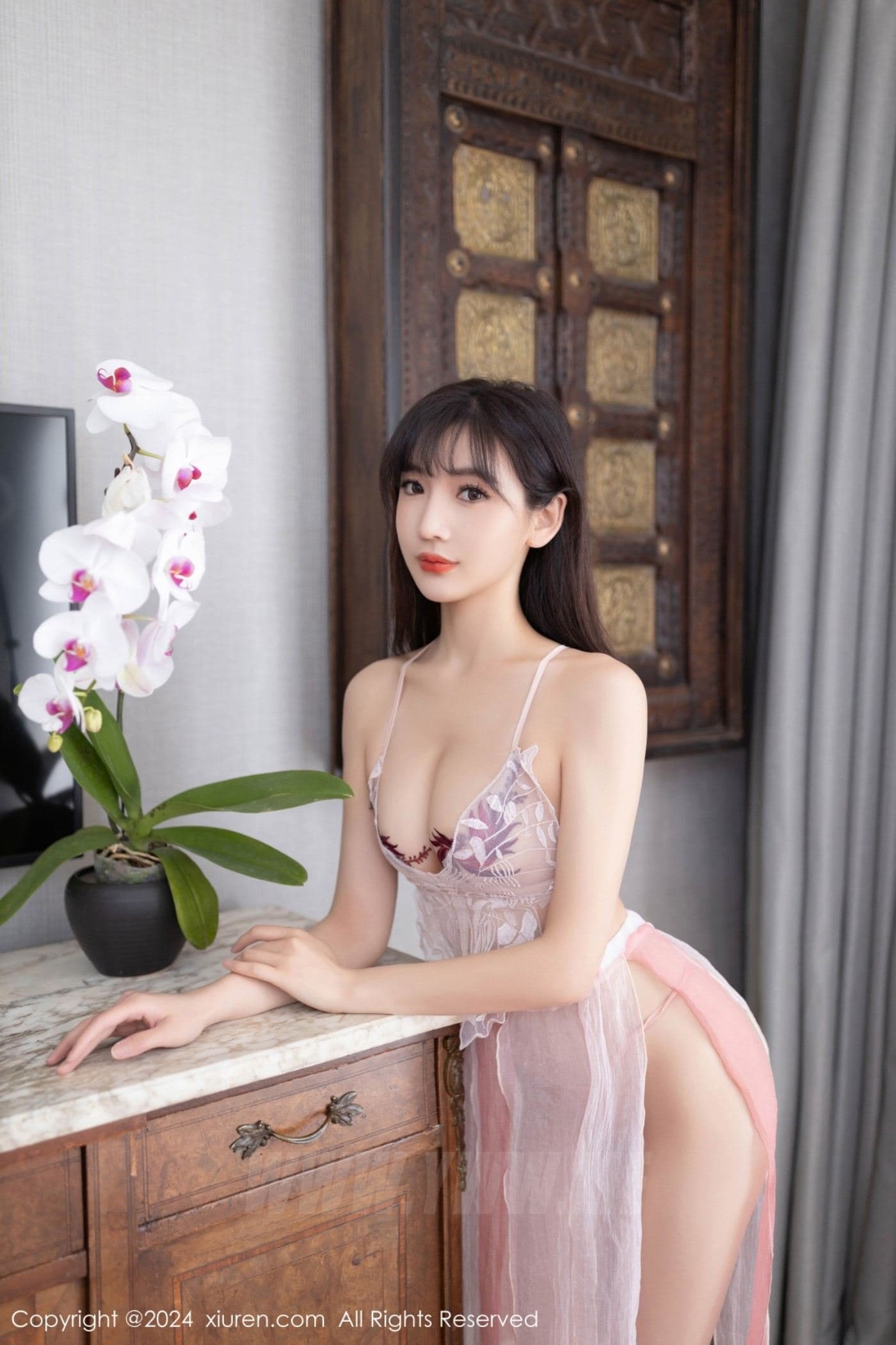XiuRen秀人网 No.8954 陆萱萱 长裙美腿