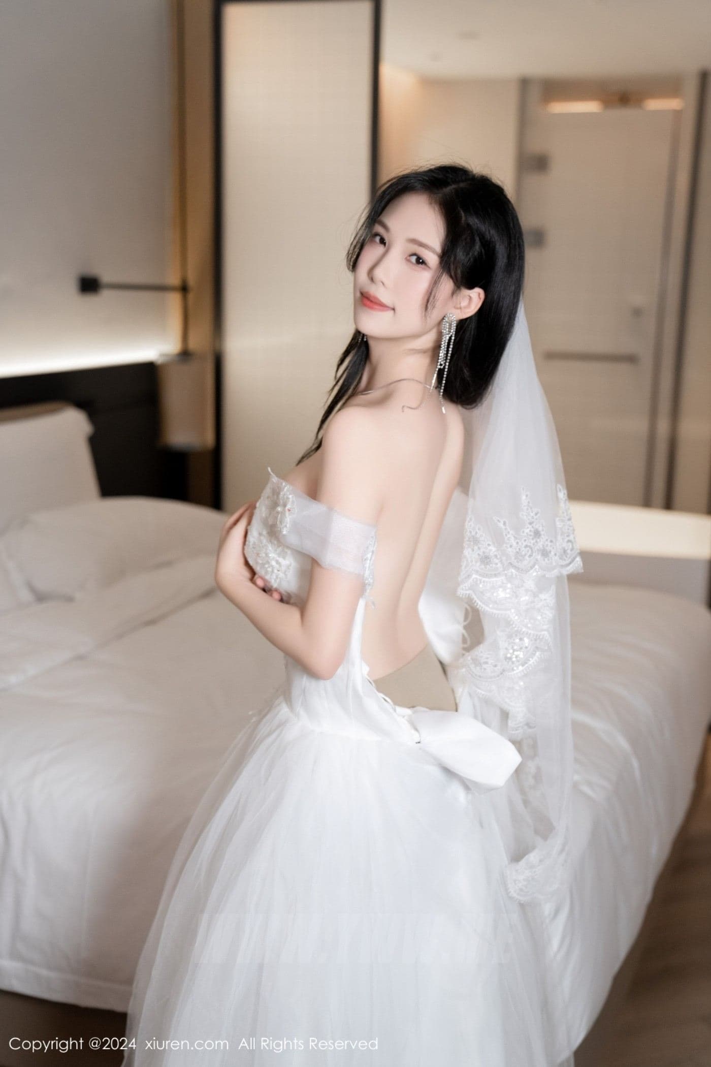 XiuRen秀人网 No.8998 利世 丝袜美腿