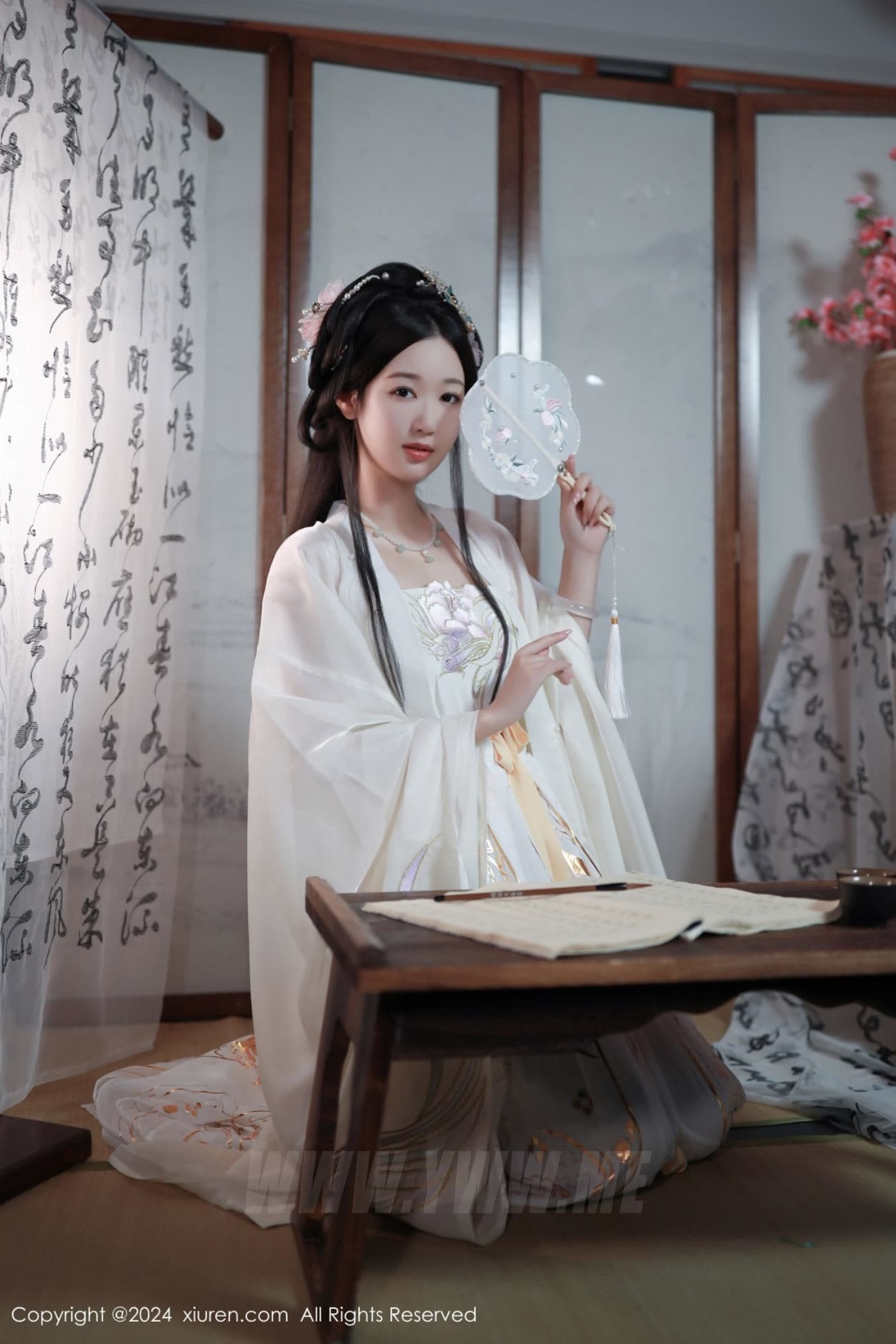 XiuRen秀人网 No.8898 唐安琪 丝袜美腿